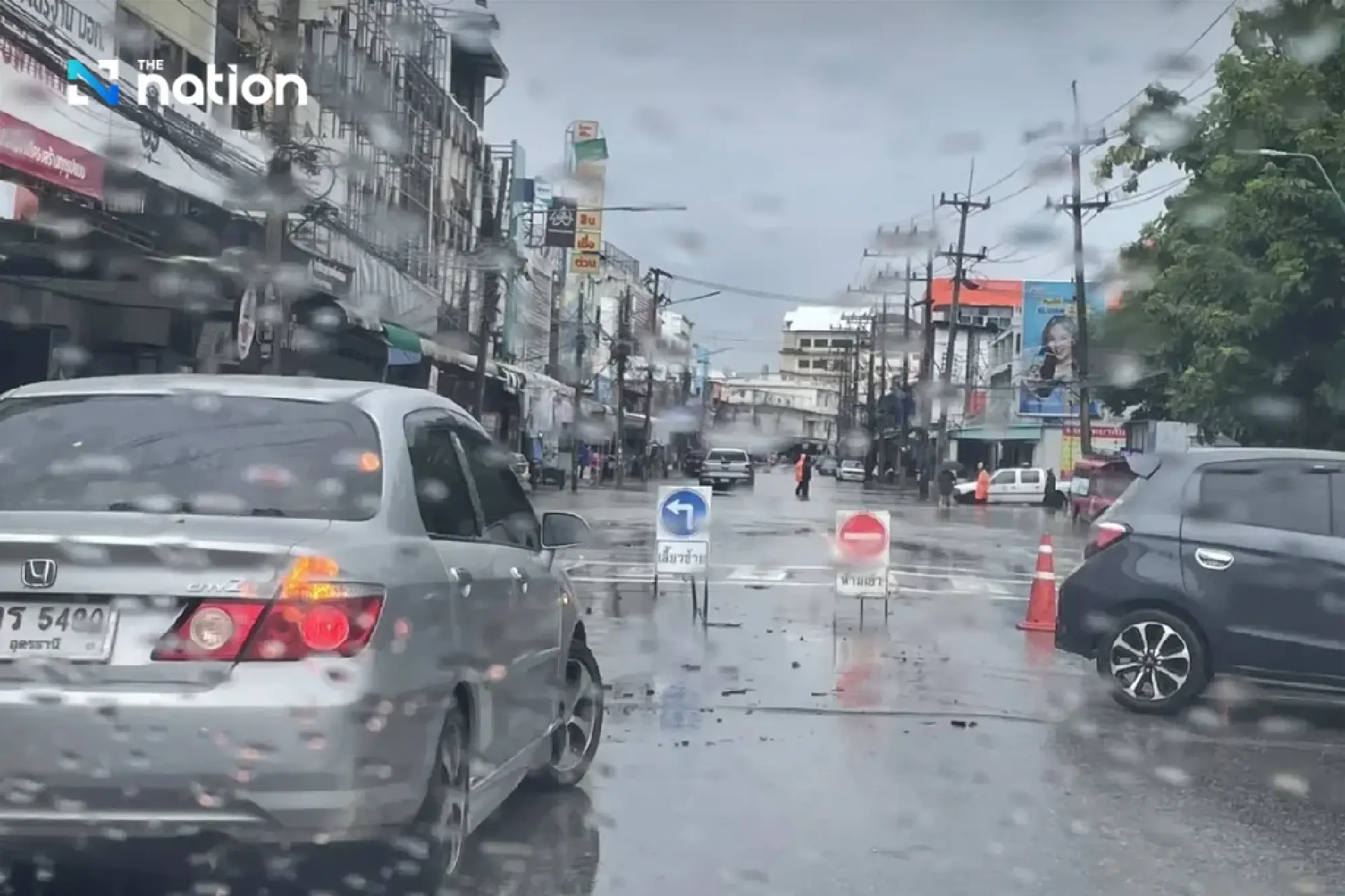Tropical storm Kajiki batters Phrae: multiple floods force road closures