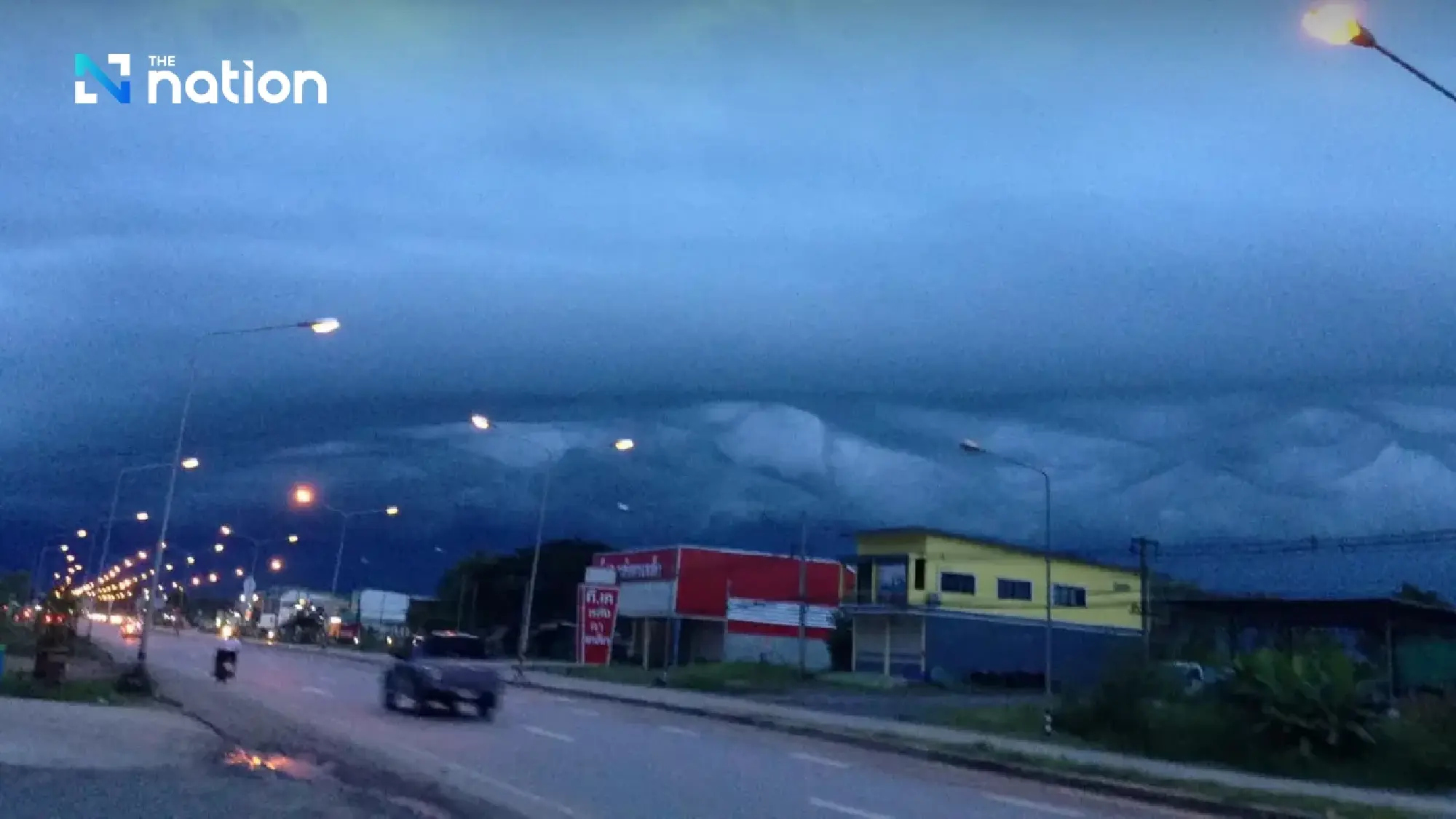 Tropical depression brings heavy rain and strong winds to Thailand from August 30