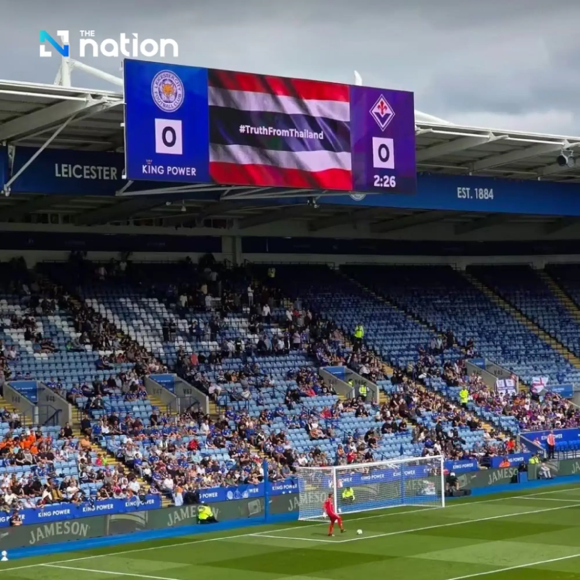 Leicester City displays Thai flag banner to share truth on border conflict
