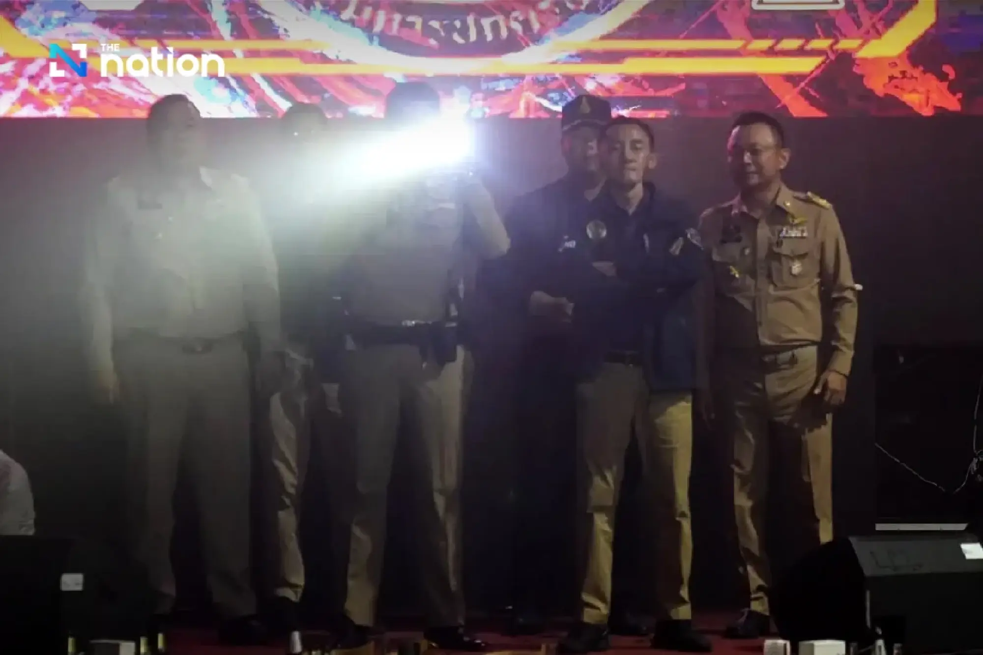 Authorities raid Pathum Thani pub, 173 test positive for drugs