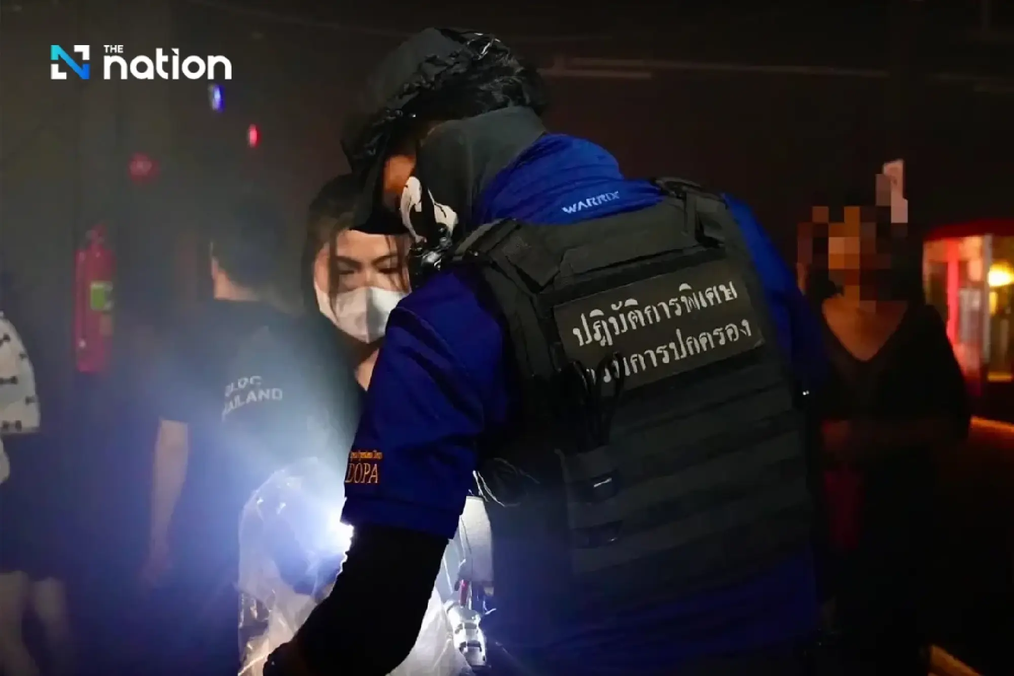Authorities raid Pathum Thani pub, 173 test positive for drugs