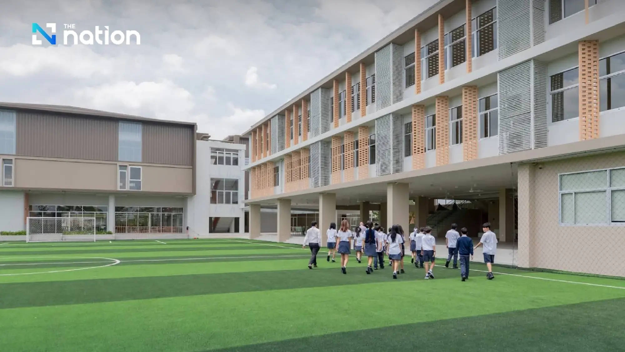 "The Arthit Ourairat Institution (AOI)" expands its empire to the center of Bangkok