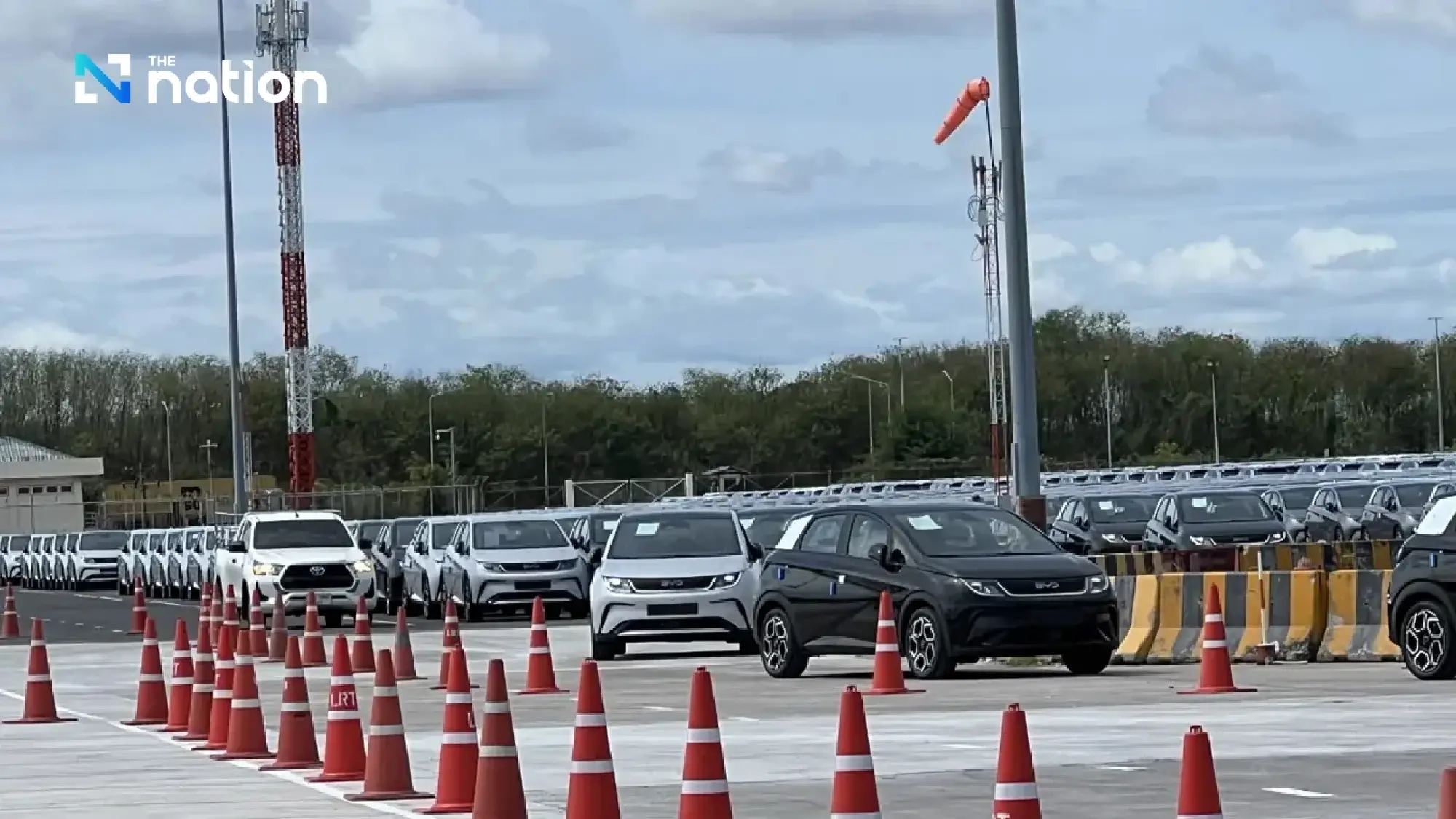 BYD begins exporting Dolphin EVs from Thailand to Europe