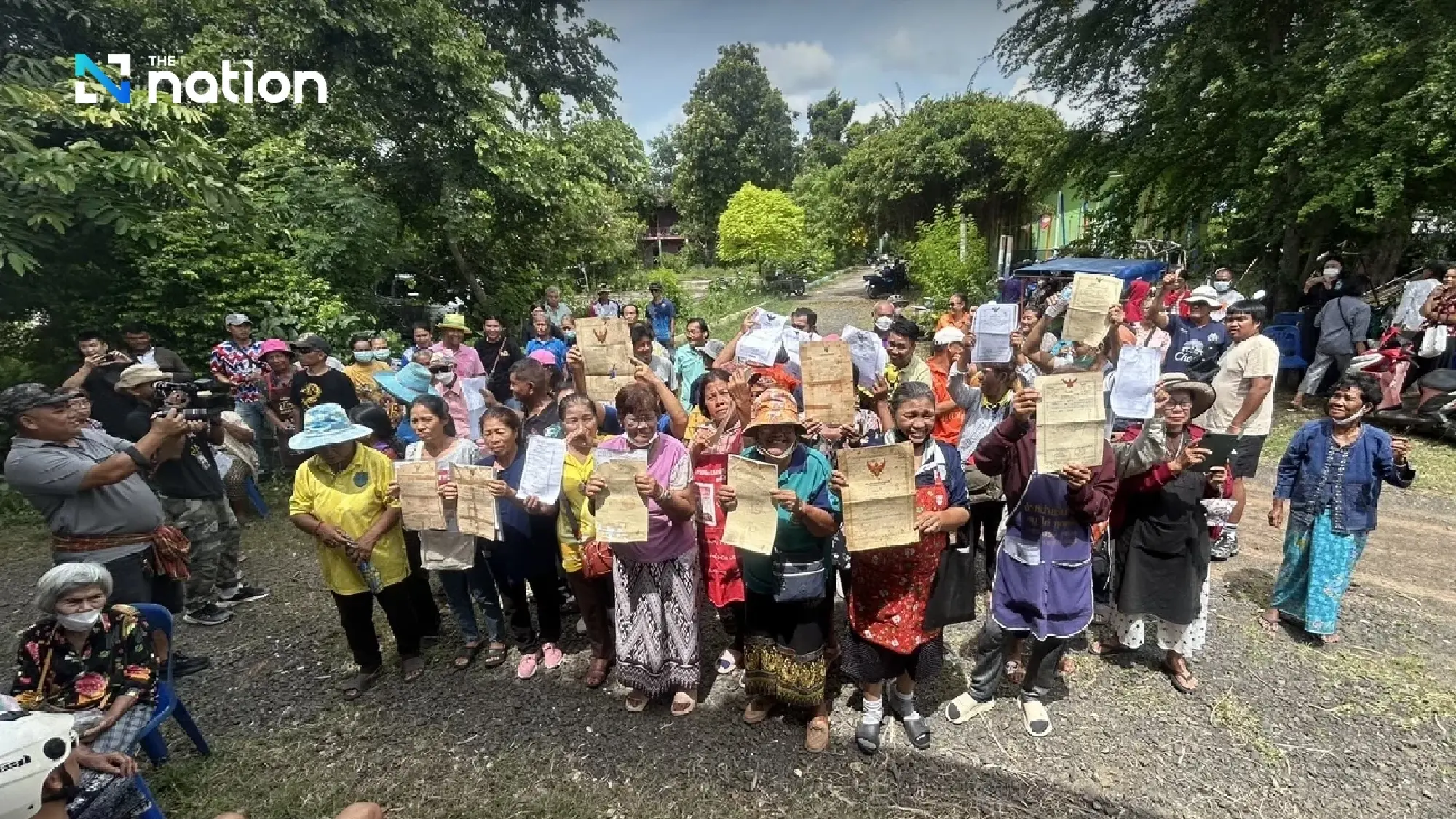 Phumtham advises Khao Kradong land claimants to follow legal process, confirms SRT has valid land requisition map