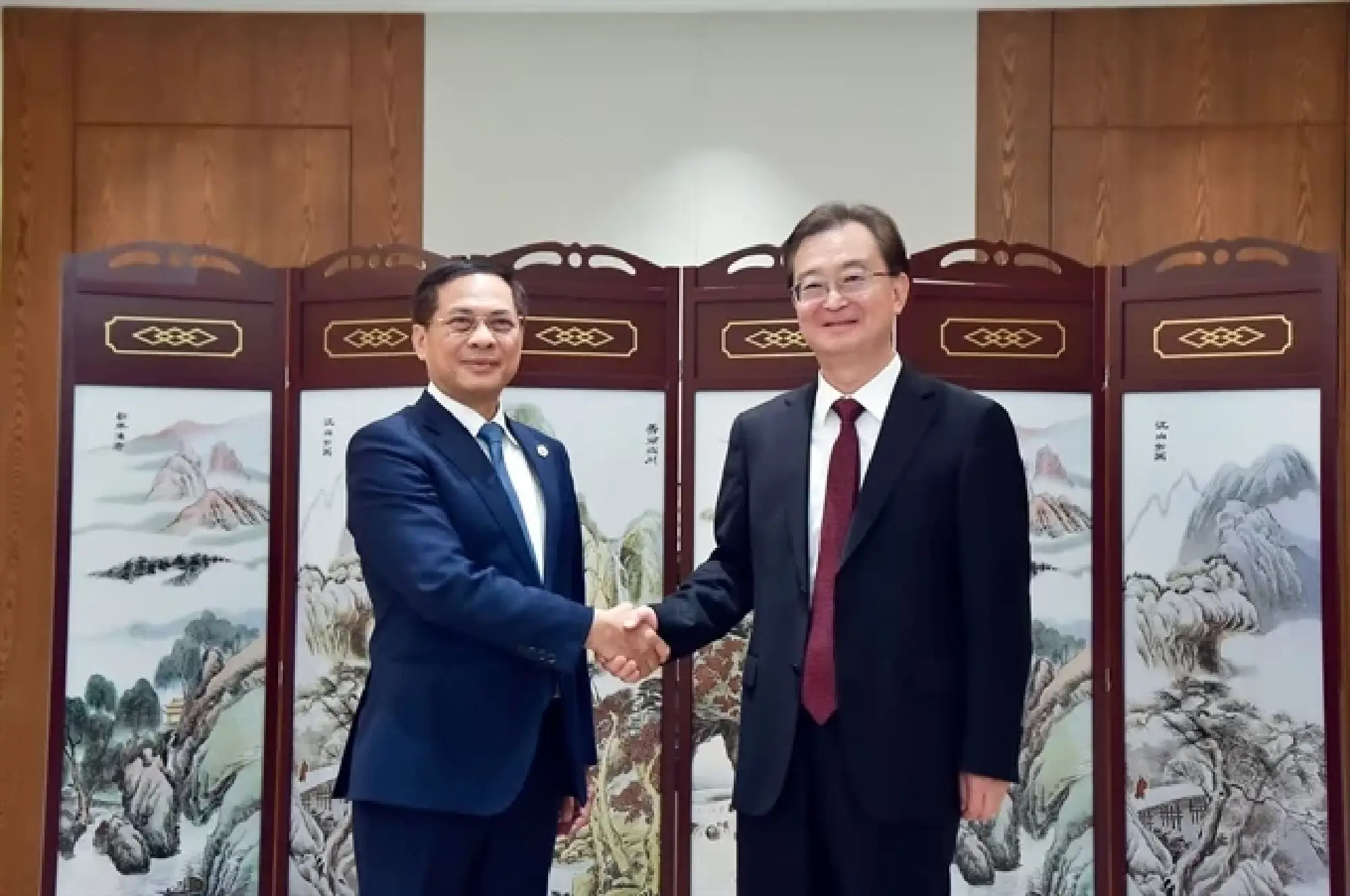 Vietnamese Deputy PM meets with Chinese, Cambodian, Thai officials in Yunnan