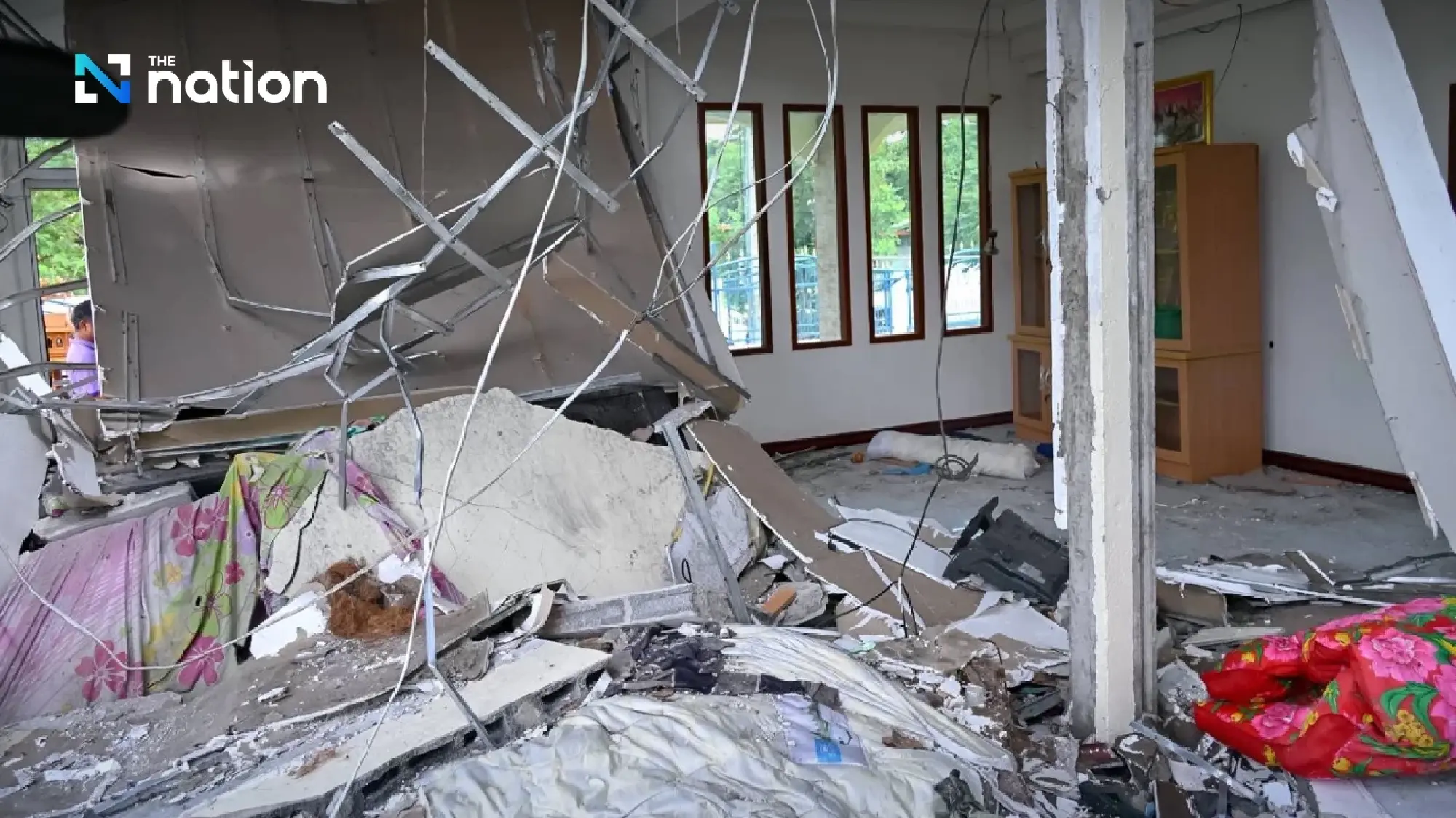 Thai Foreign Ministry delegation escorts EU diplomats to Surin hospital to witness civilian impact from Cambodian attacks