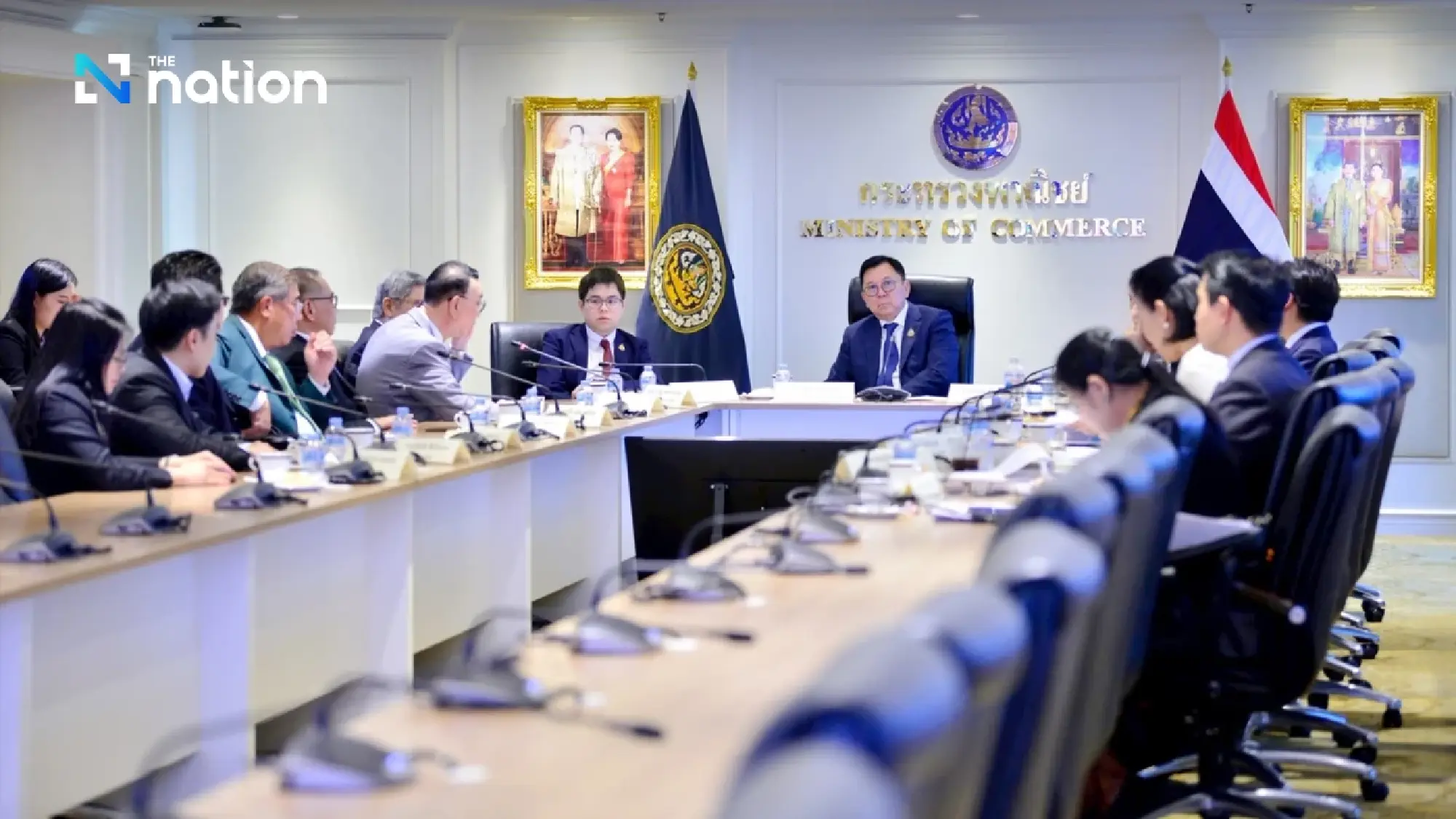 Commerce Ministry, exporters discuss strategies for 2025 rice exports amid global market volatility