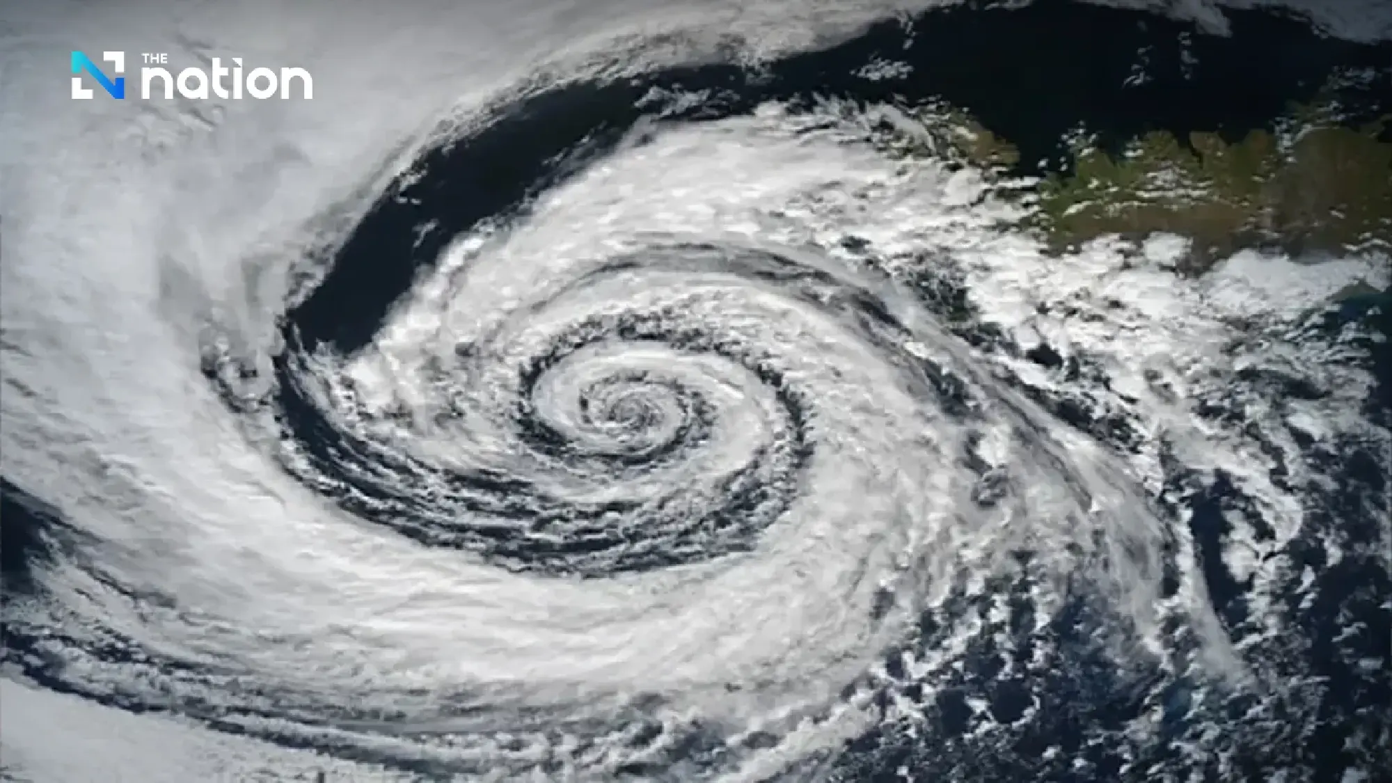 Tropical storm Kajiki brings heavy rain and strong winds to Thailand