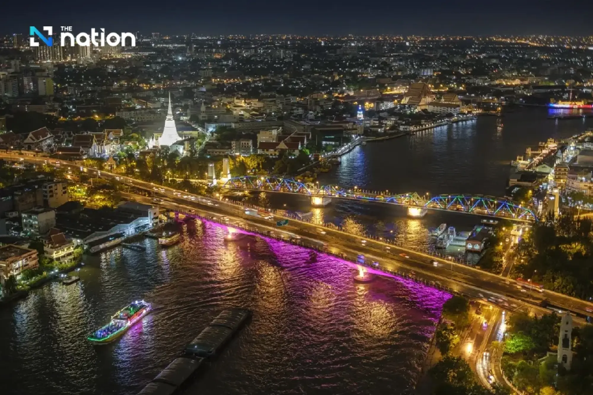 Celebrate Queen Sirikit\'s birthday with illuminated bridges across the Chao Phraya River