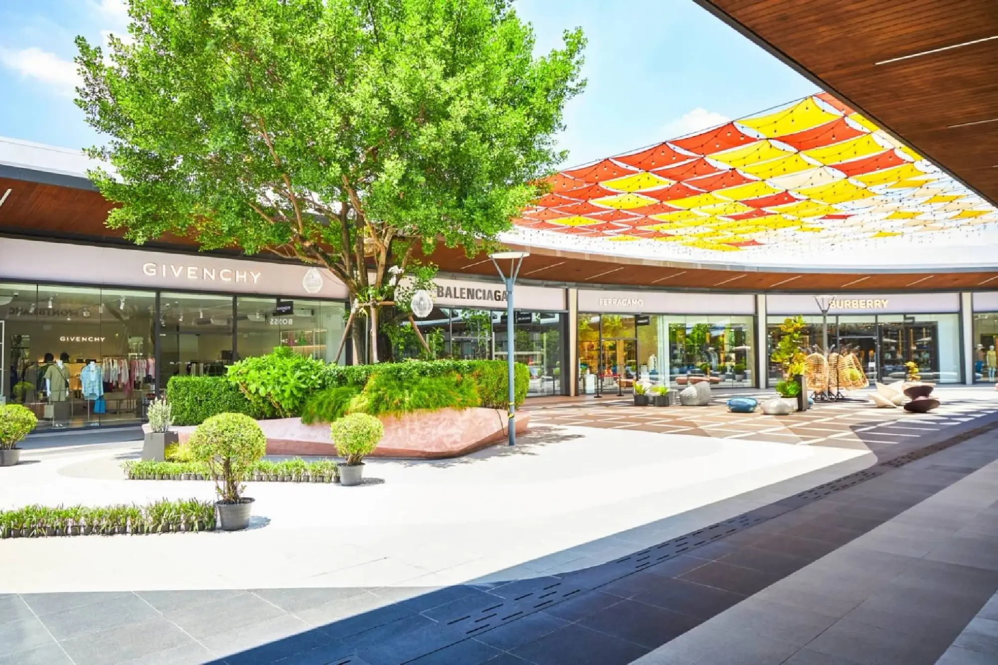 Siam Premium Outlets Bangkok marks 5th anniversary with a grand celebration