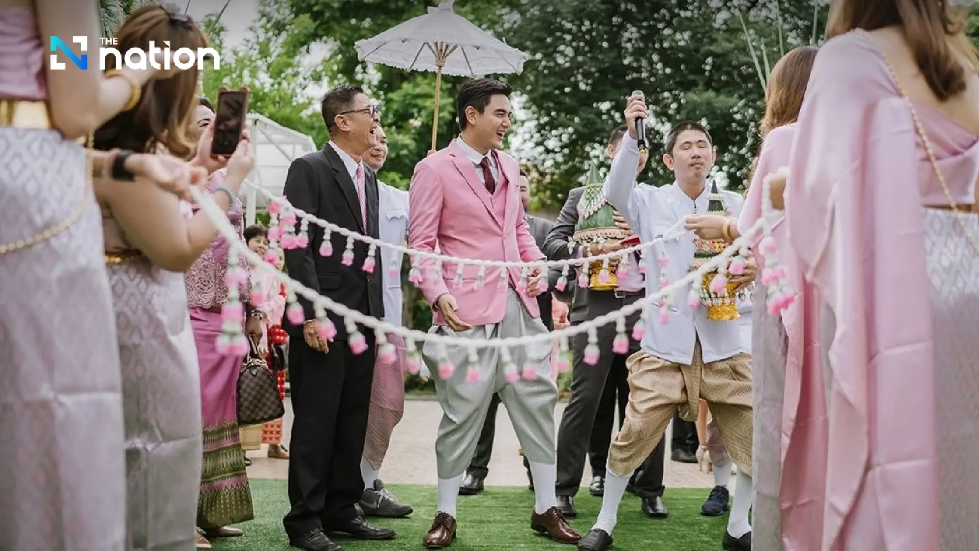 Unique traditions of a Thai wedding