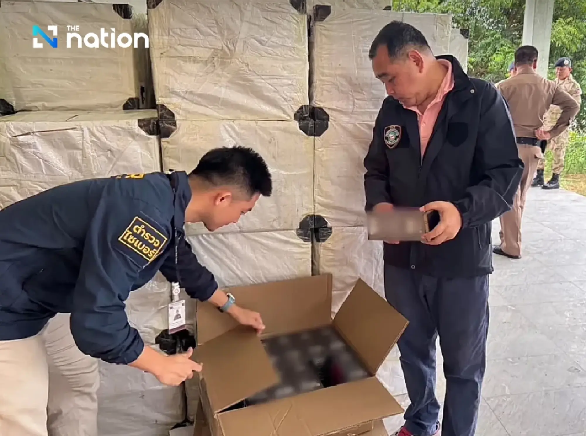 Police seize over 559,000 pieces of e-cigarettes and parts in Saraburi