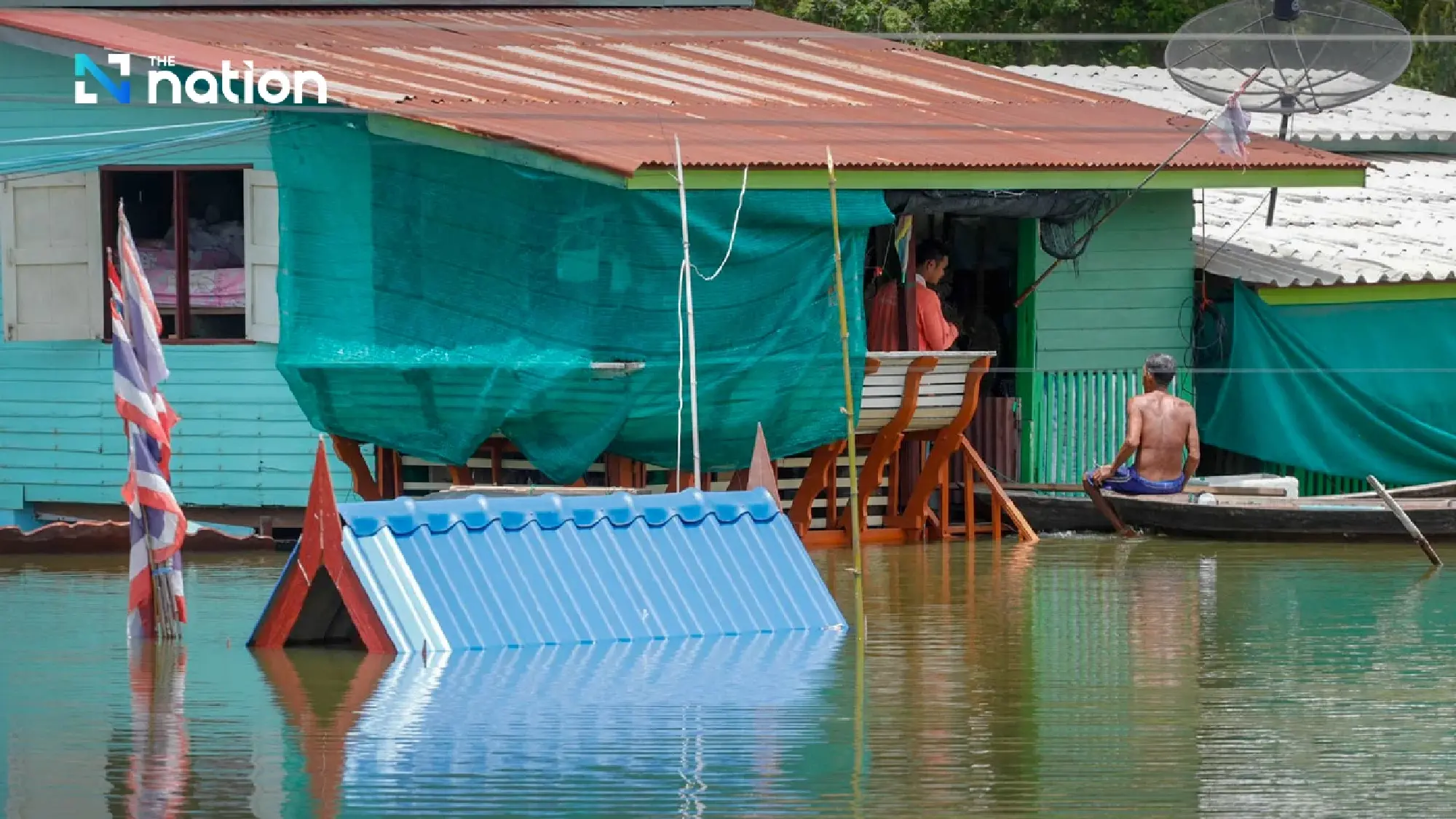 Ayutthaya hit by floods in six districts, 25,000 households affected, one dead