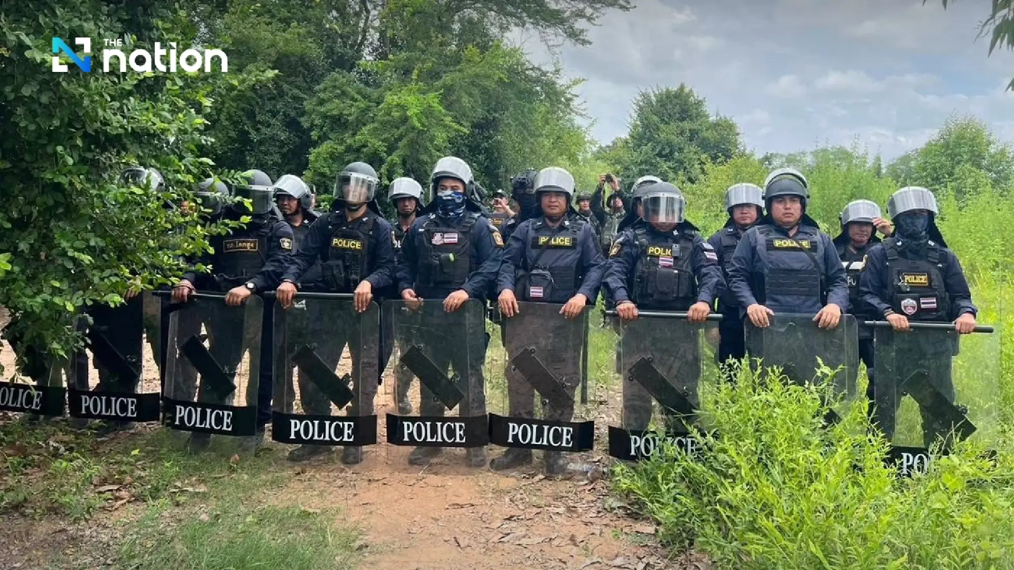 1,400 crowd-control police from five provinces deployed to Sa Kaeo border