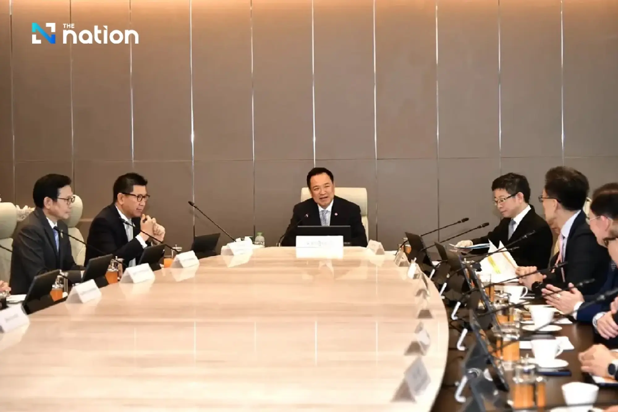 PM Anutin Pledges Swift Action to Restore Capital Market Confidence