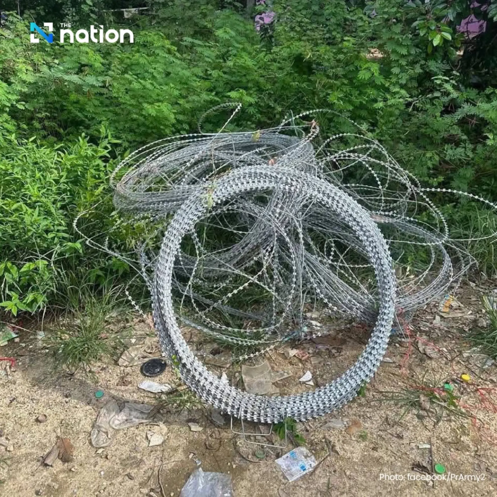 Tension flares as Cambodians dismantle Thai border fence in Sa Kaeo