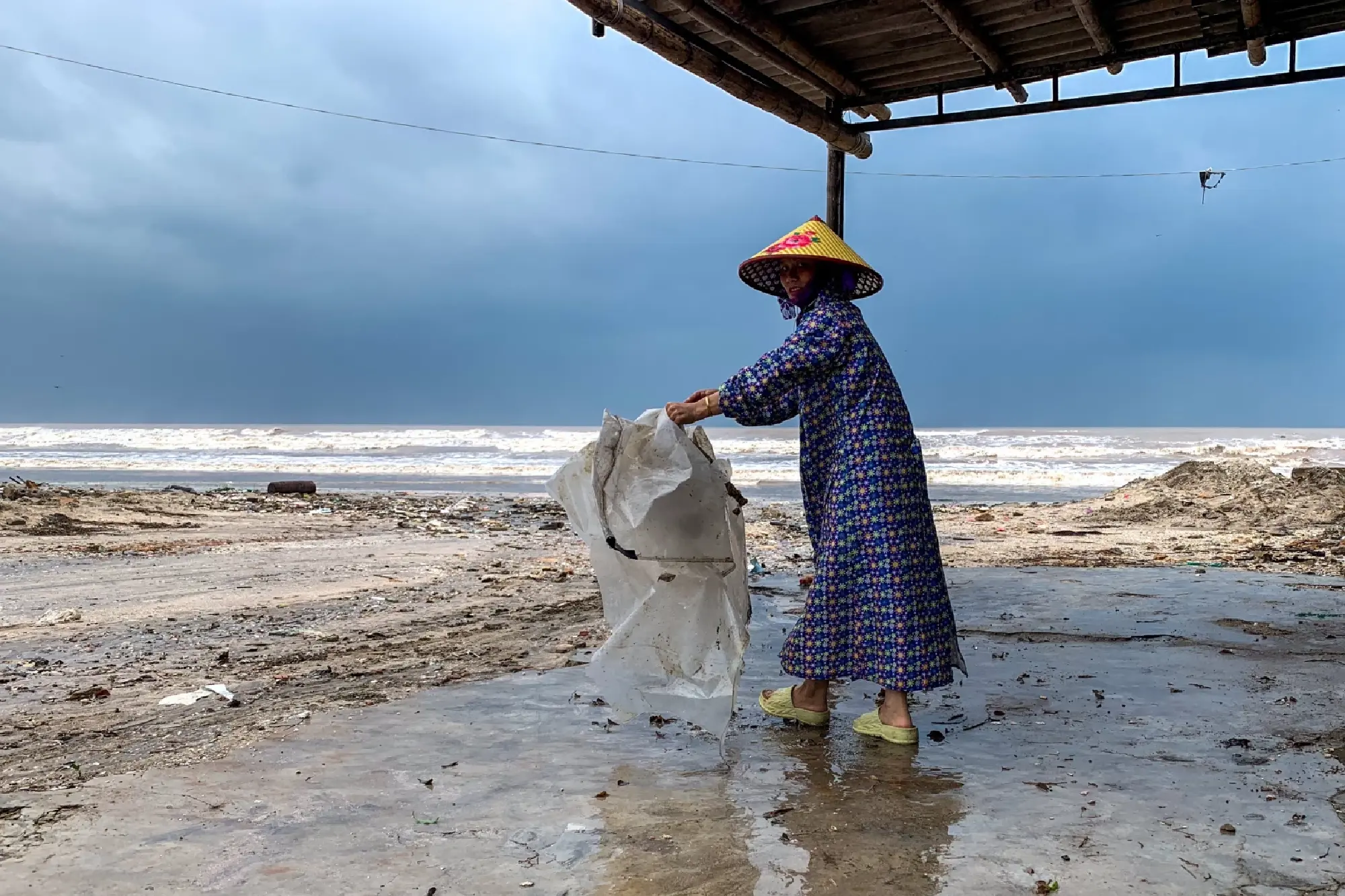 Typhoon Bualoi leaves 9 dead, 17 missing in Vietnam before weakening over Laos