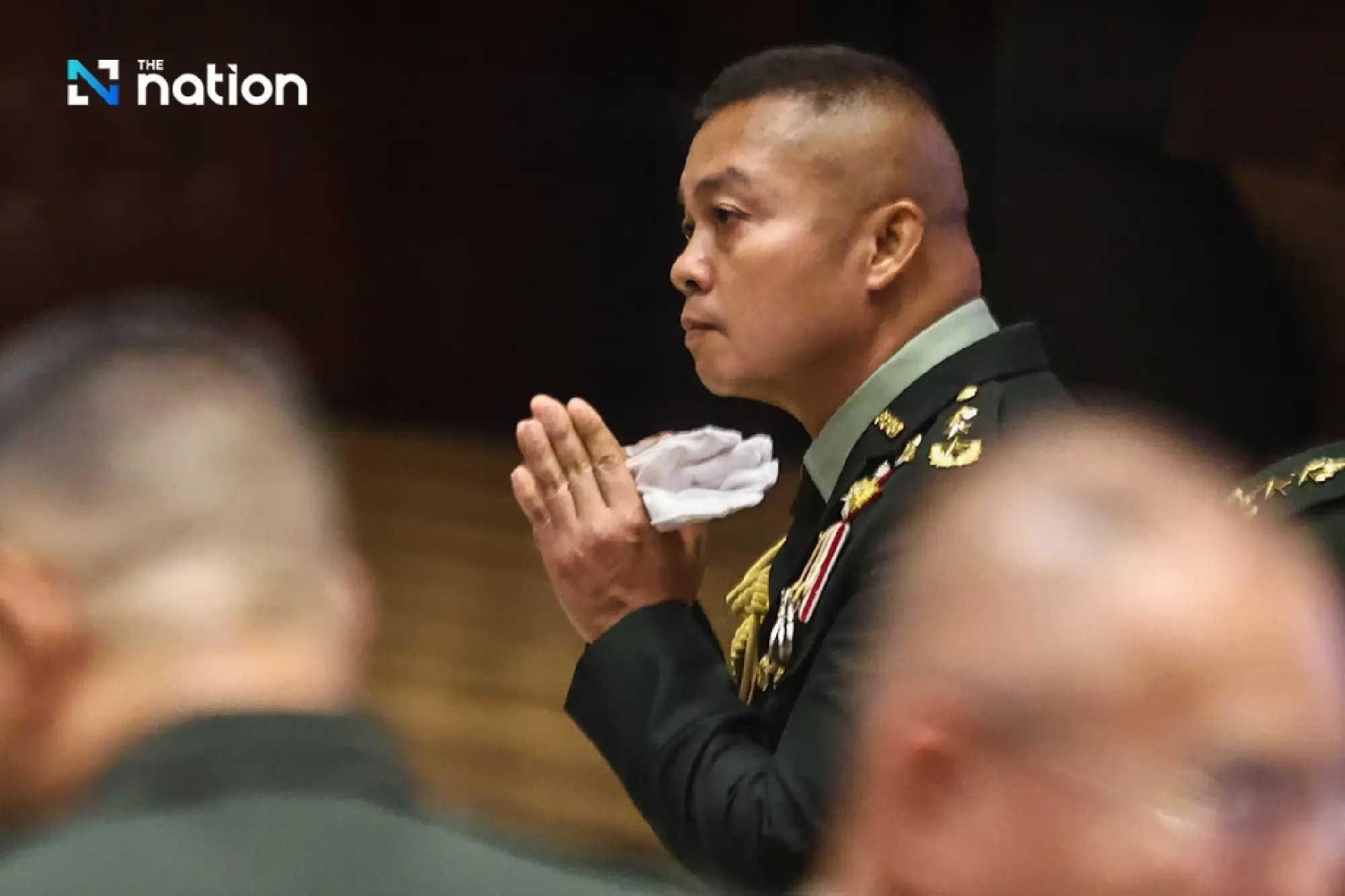King appoints Lt Gen Boonsin and 37 officers as special royal guards