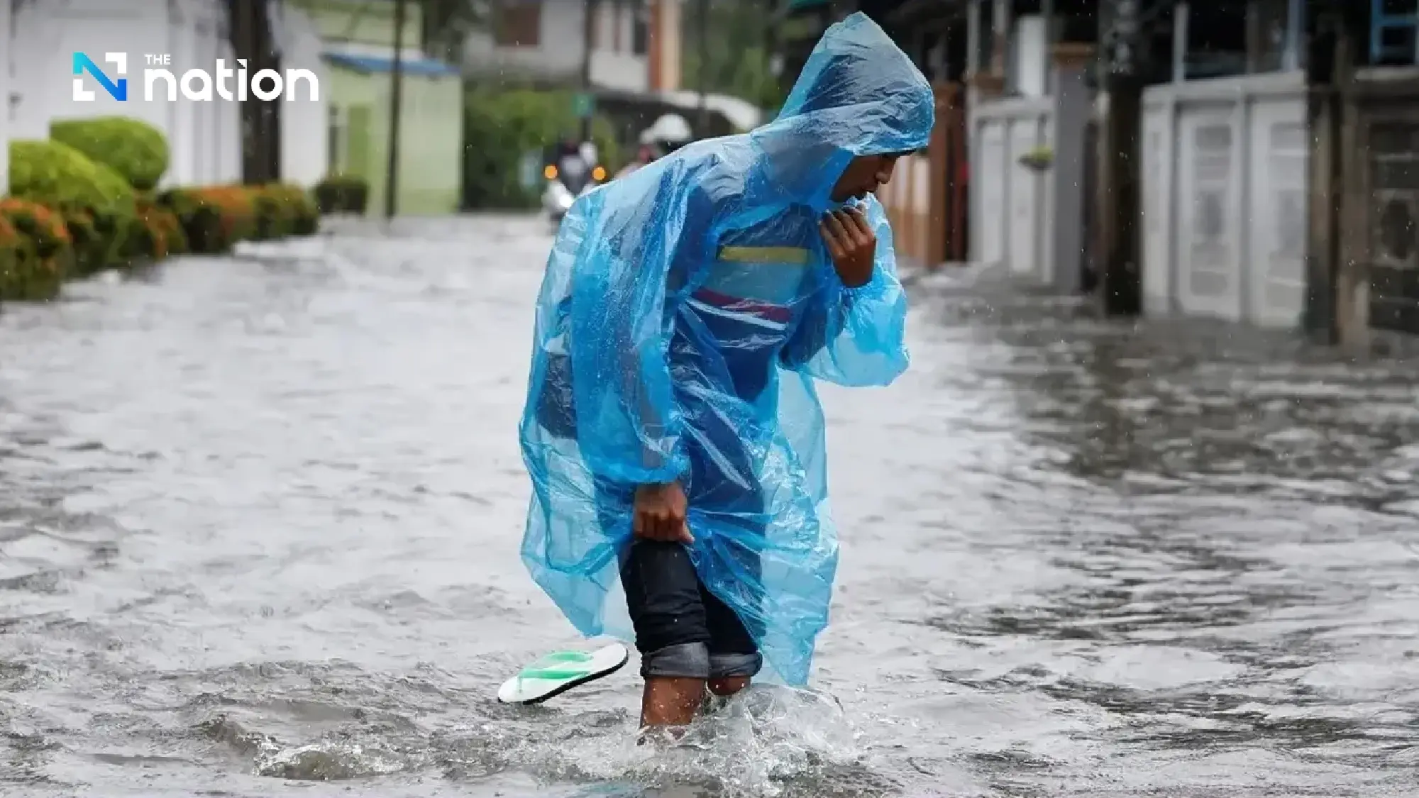 Weather warnings for heavy rain, high waves as monsoon continues to affect Thailand