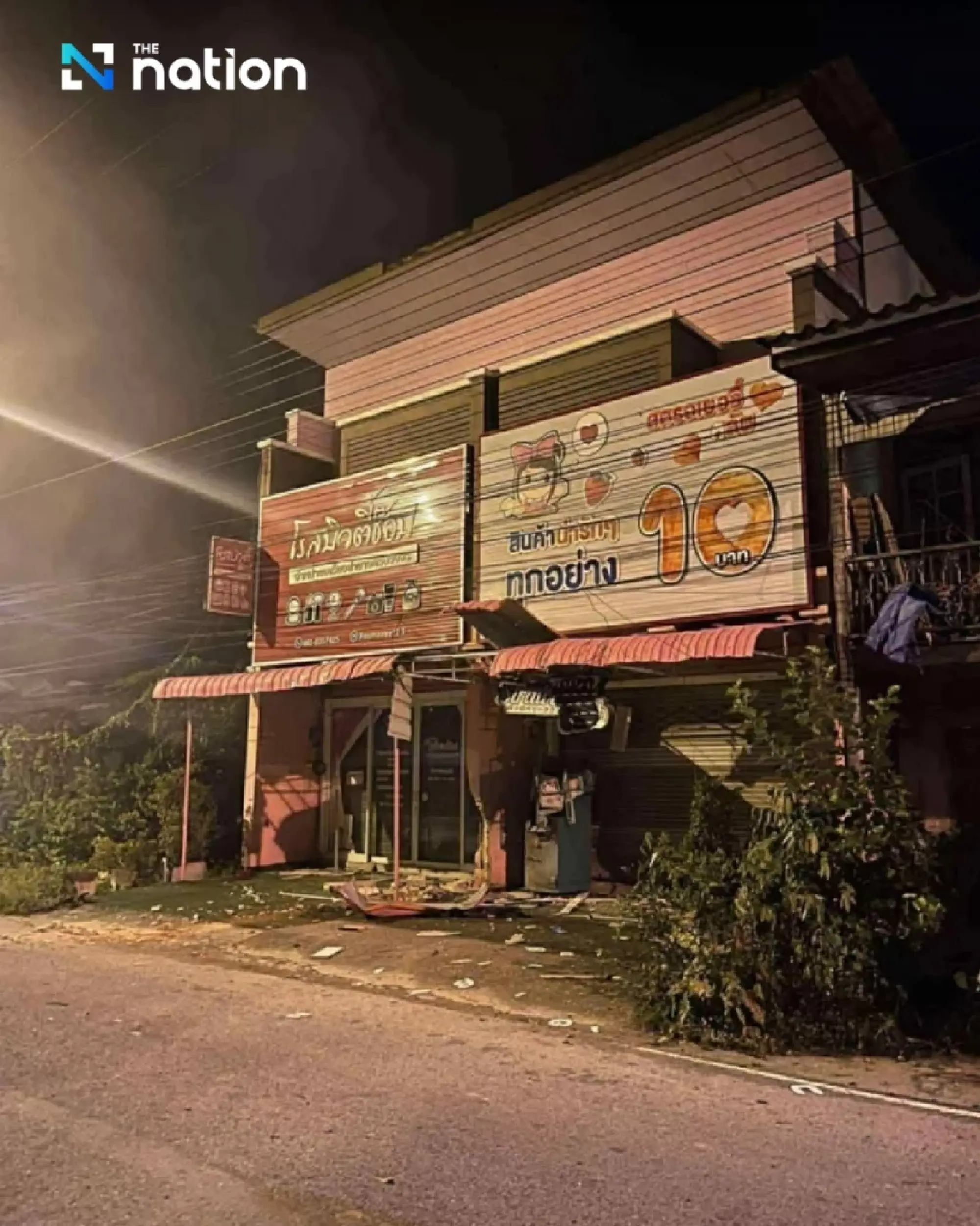 Series of bomb attacks hit Narathiwat, injuring two and damaging vehicles