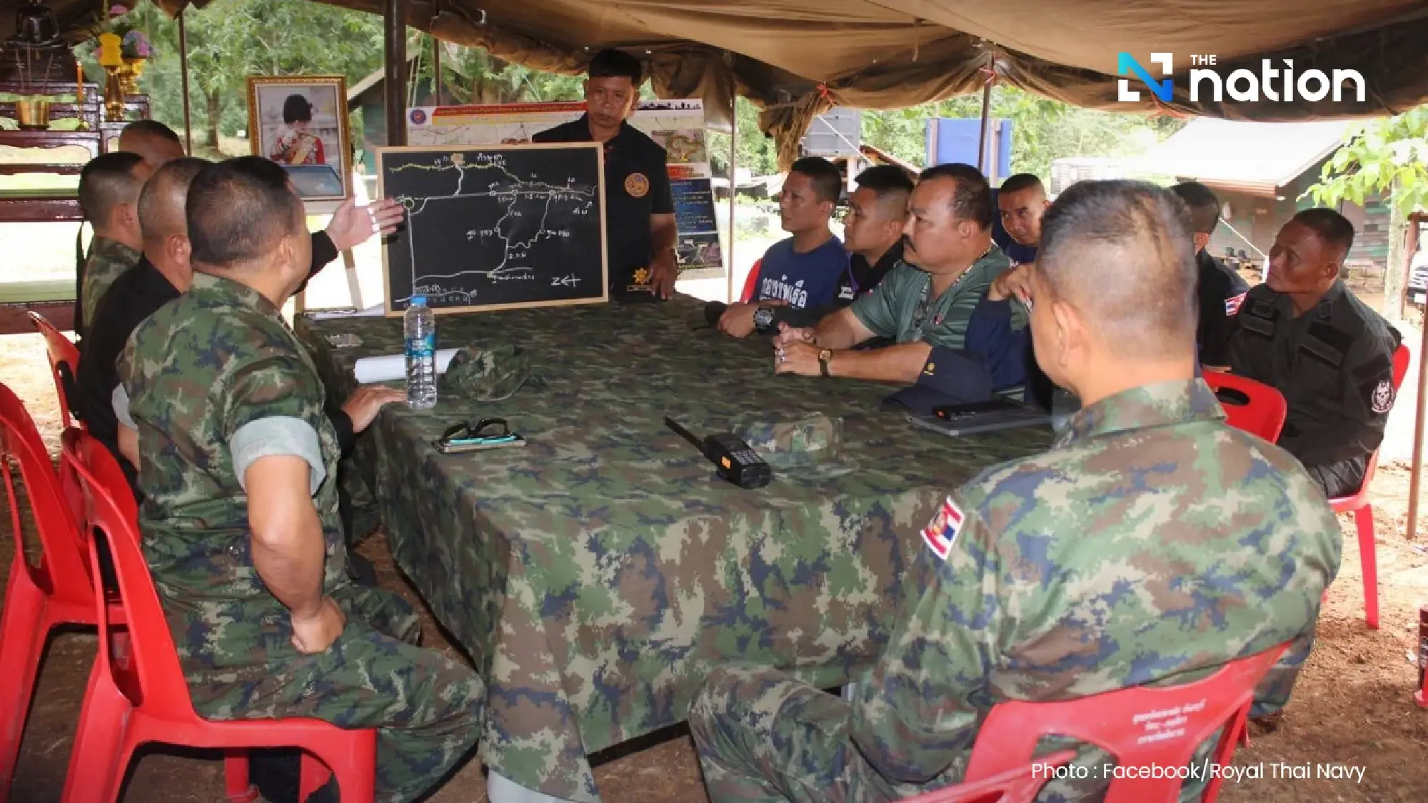 Navy taskforce builds 15-km road along Chanthaburi border