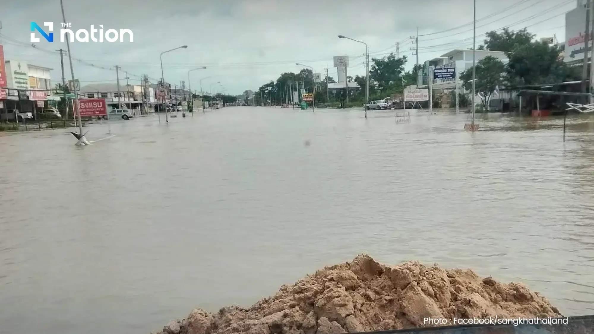 Dam Breach Triggers Flash Floods, Puts Sangkha District in Crisis