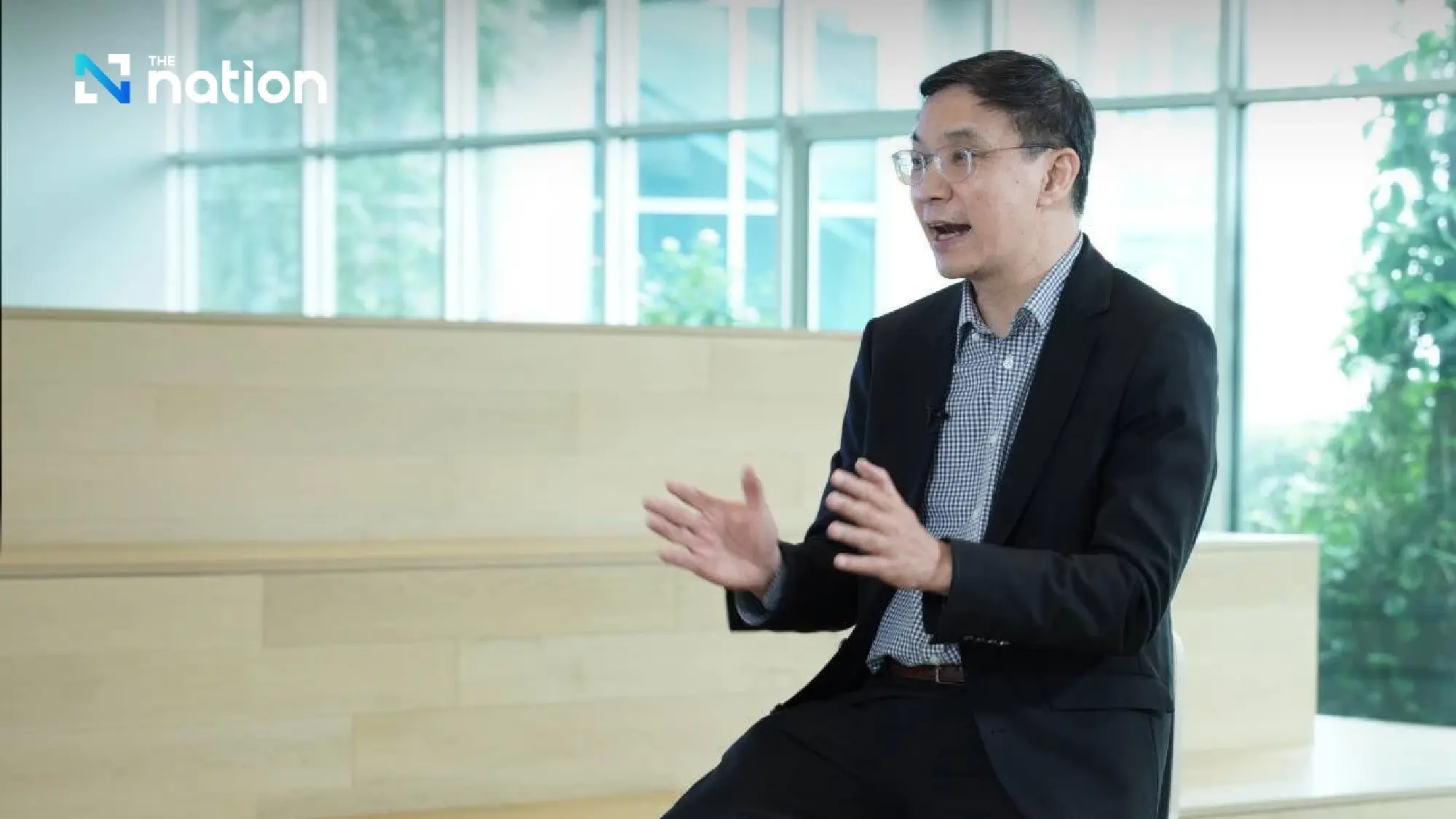 Dr Somkiat Tangkitvanich