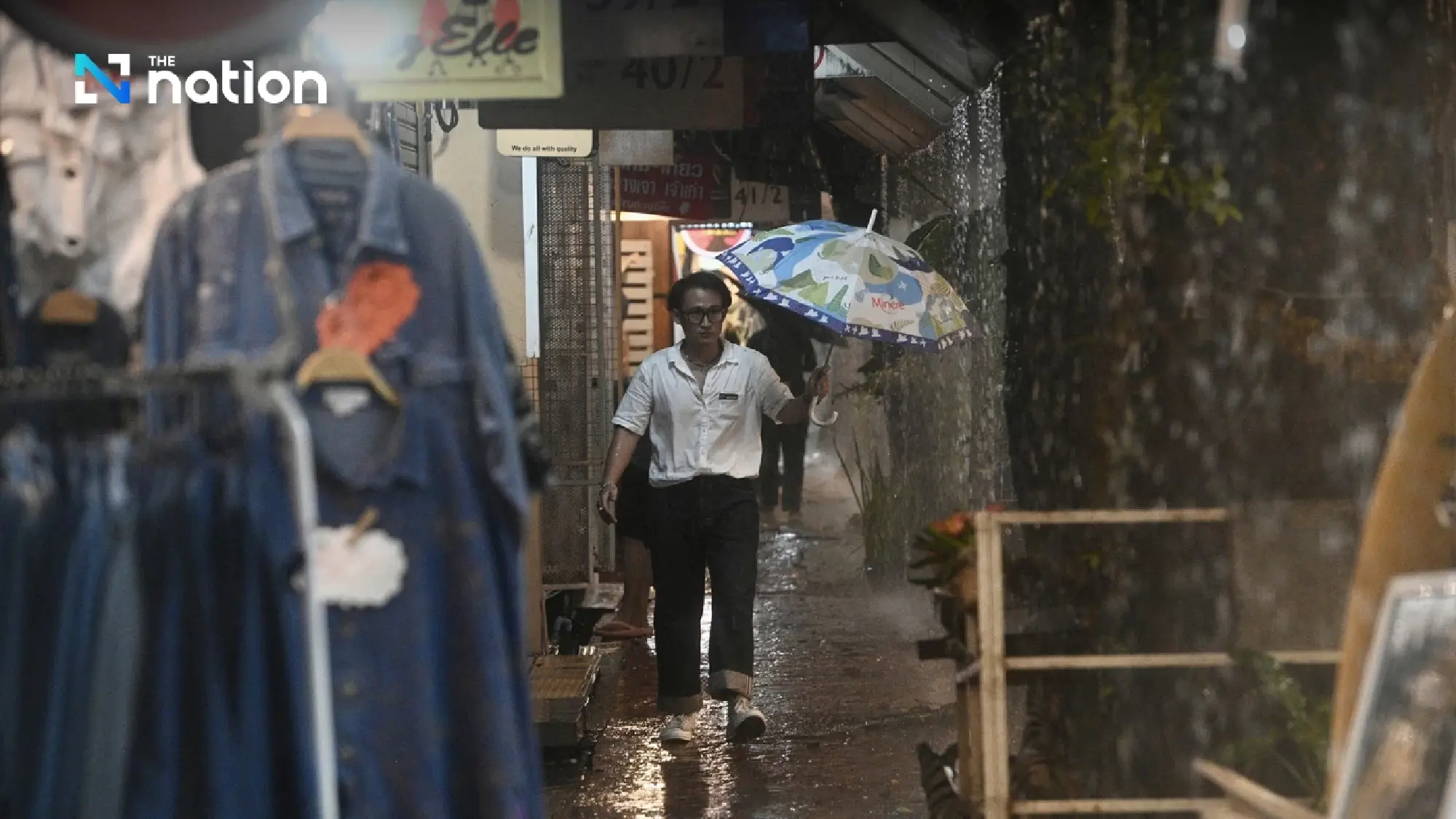 Weather warnings for heavy rain, high waves as monsoon continues to affect Thailand