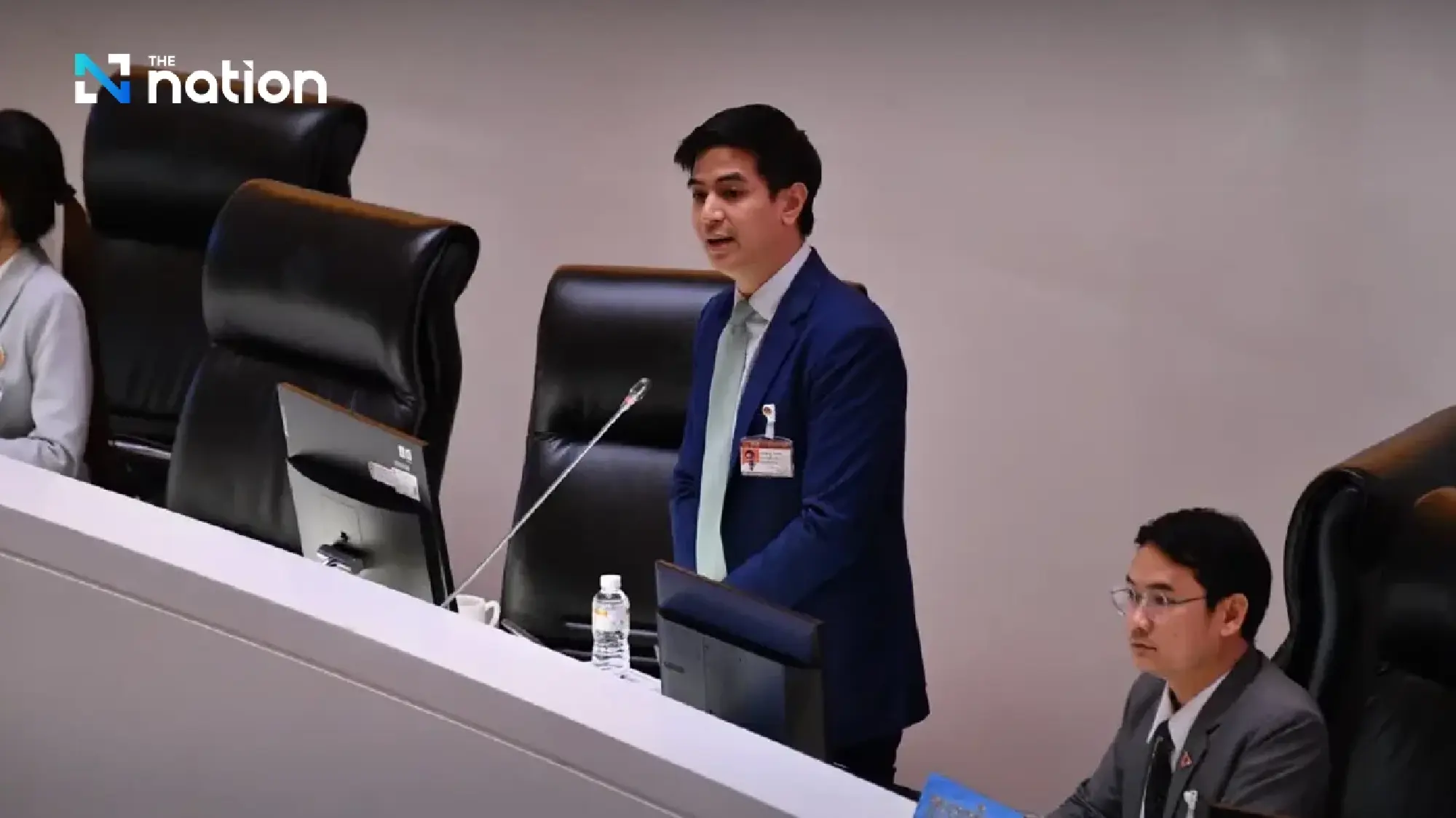 Pheu Thai seeks People's Party support, promises swift House dissolution after policy debate