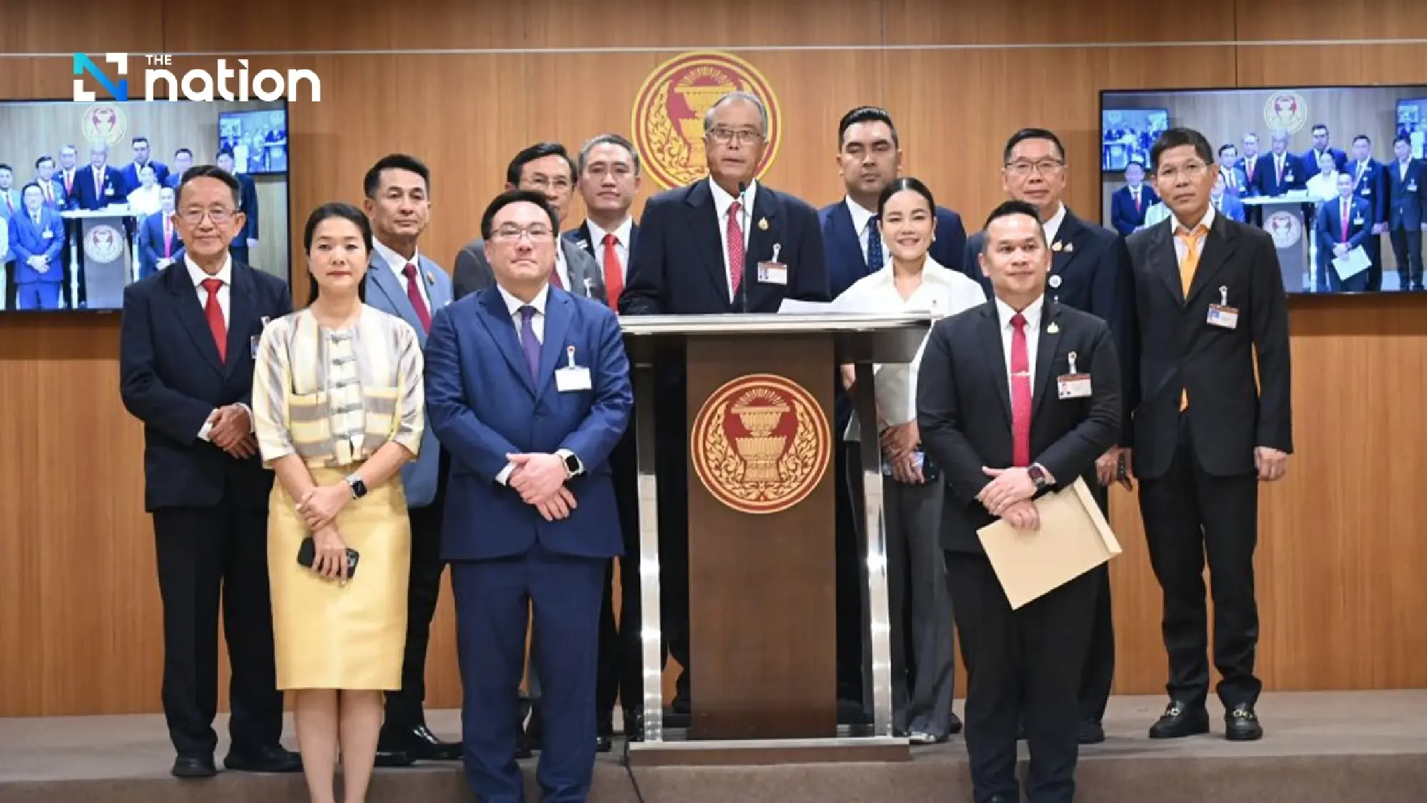 Pheu Thai submits constitutional amendment draft, urges genuine reform