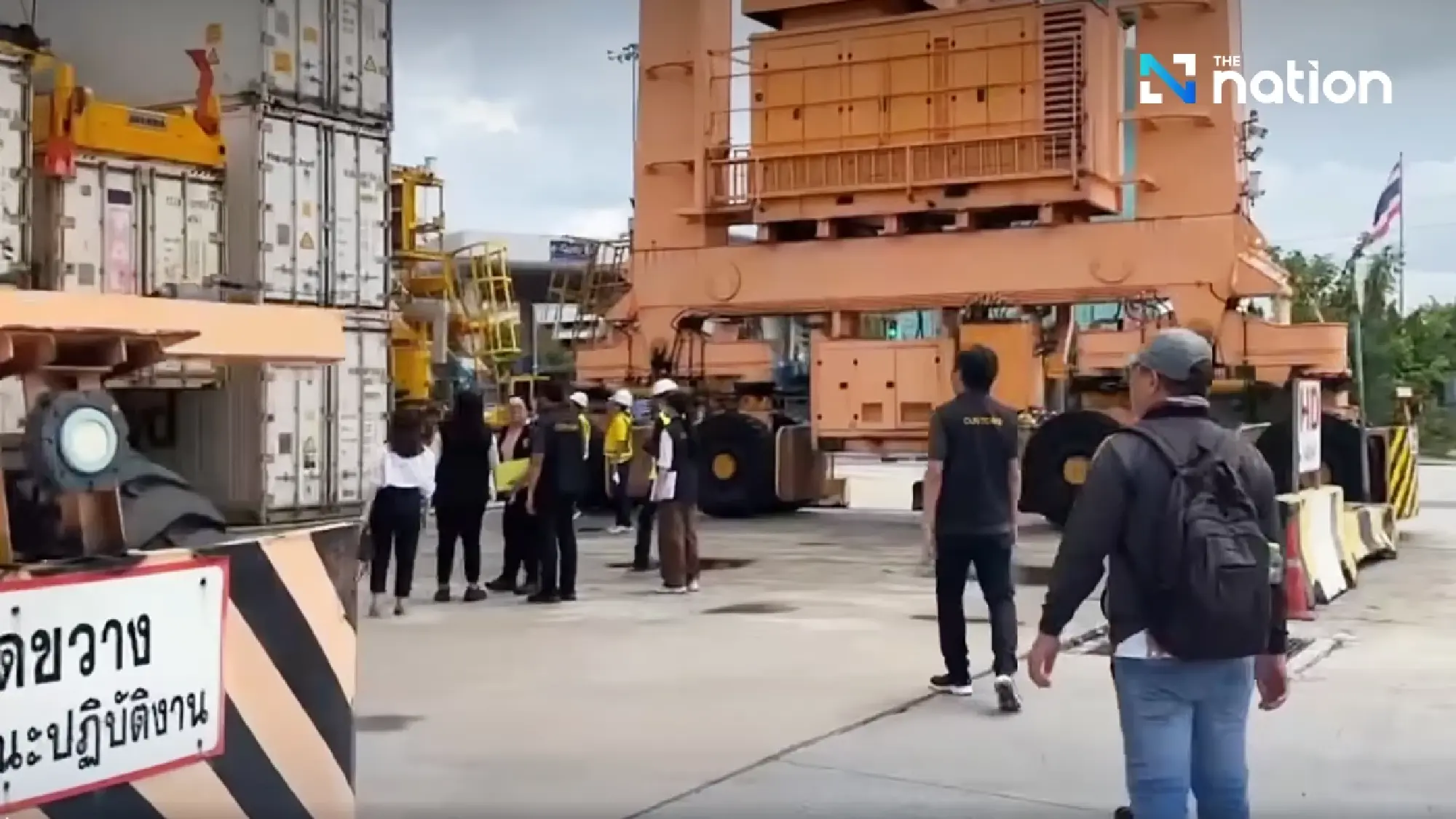 230 tonnes of smuggled frozen chicken legs seized from Bangkok port