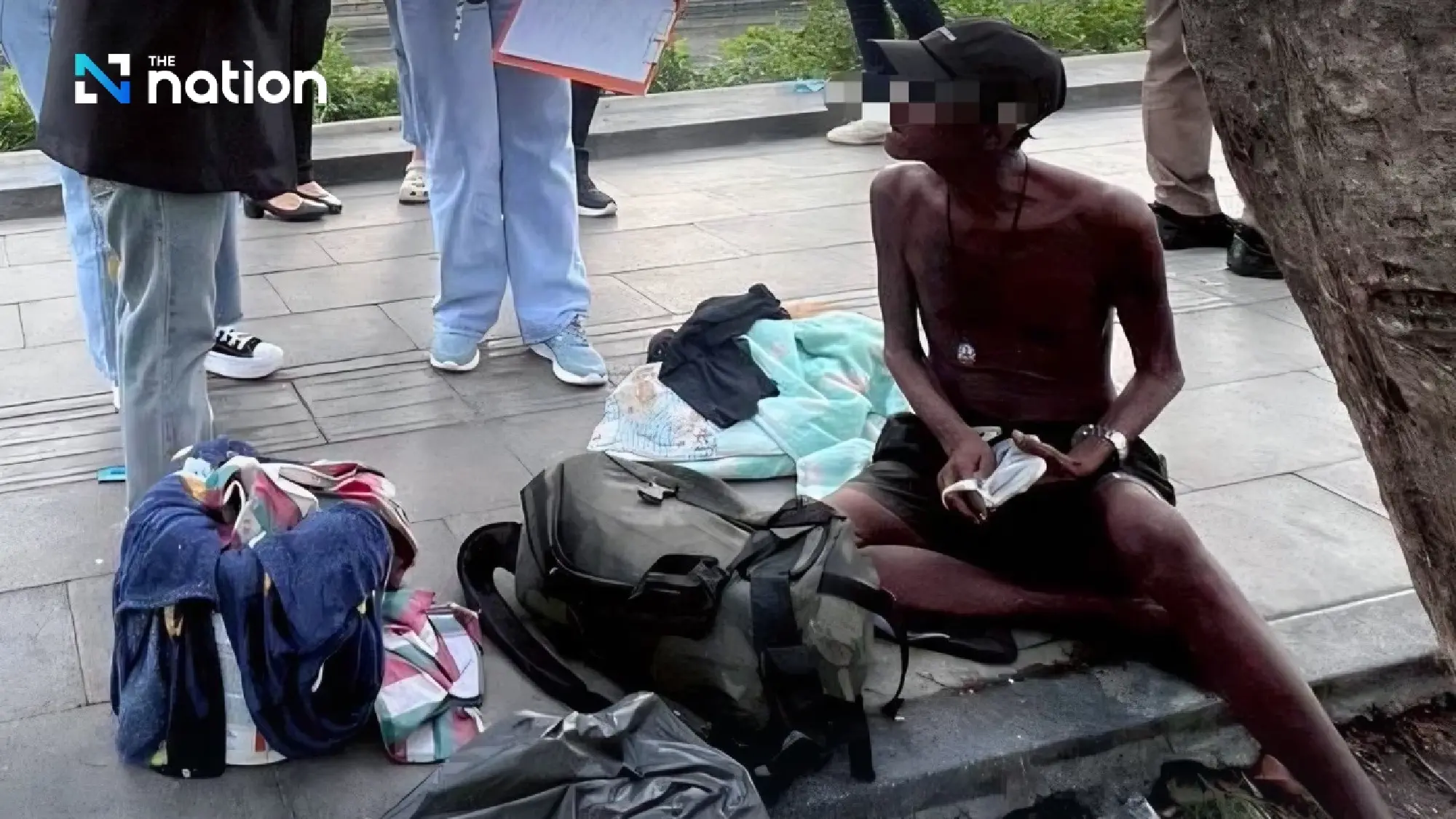 Exposed: “Mule accounts” at Sanam Luang fuel fraud networks with homeless at risk