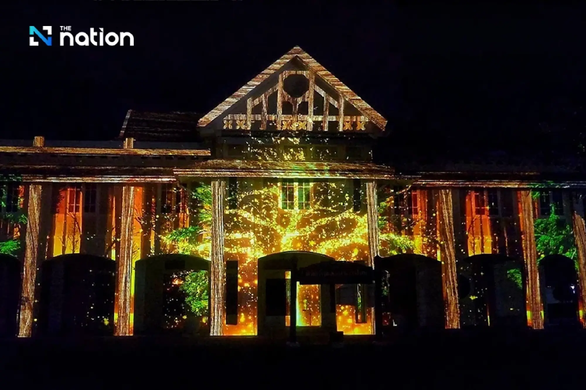 Vijit @Lampang dazzles with 13 spectacular light and sound displays