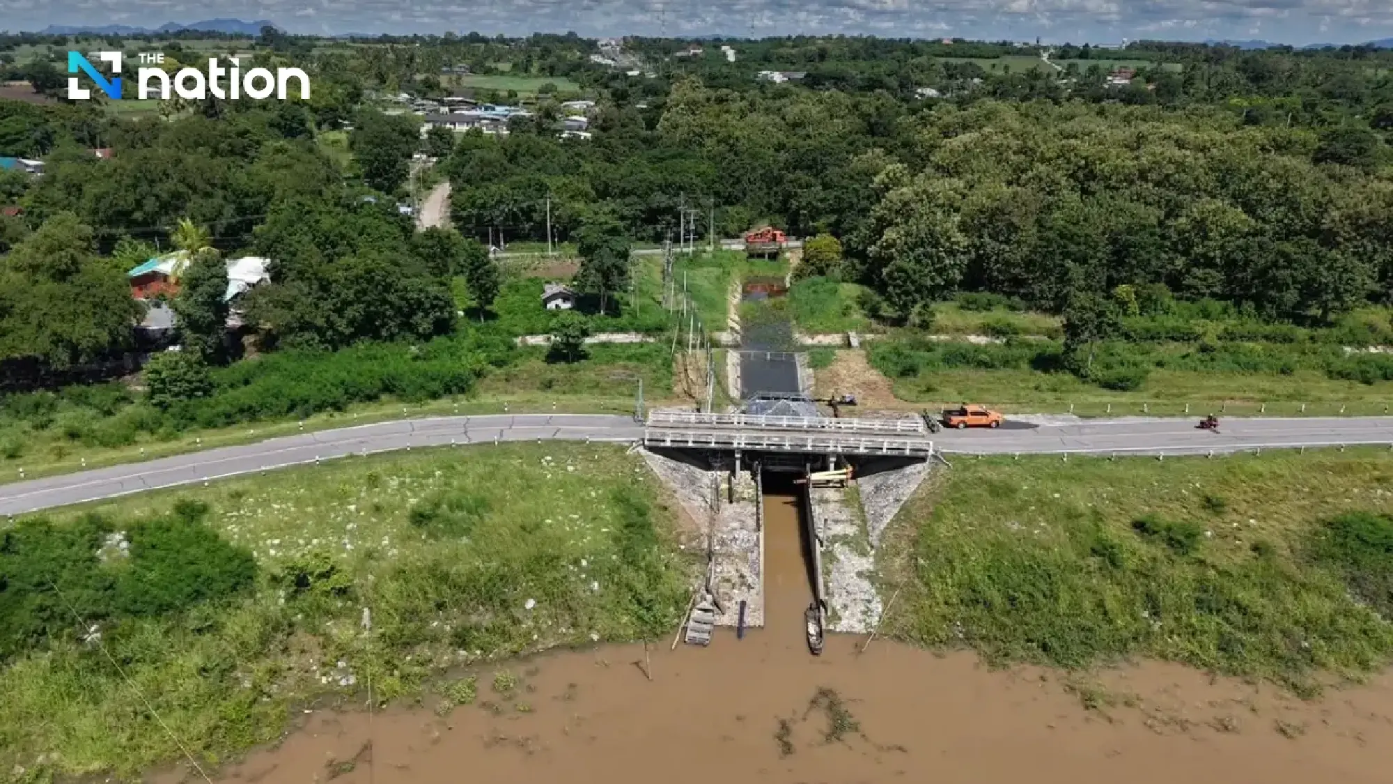 Pa Sak Jolasid Dam raises discharge as water levels rise, Lopburi residents warned