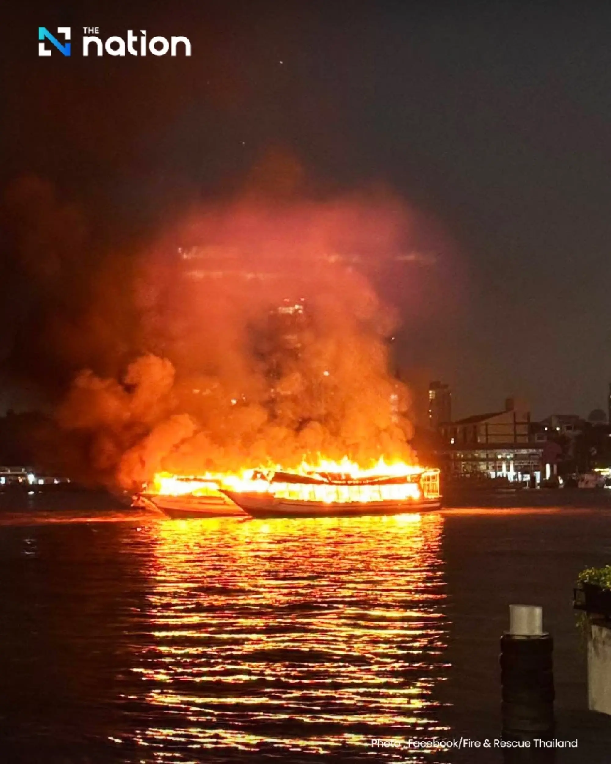 Passenger boats catch fire at Wat Ratchasingkhon pier, no injuries reported