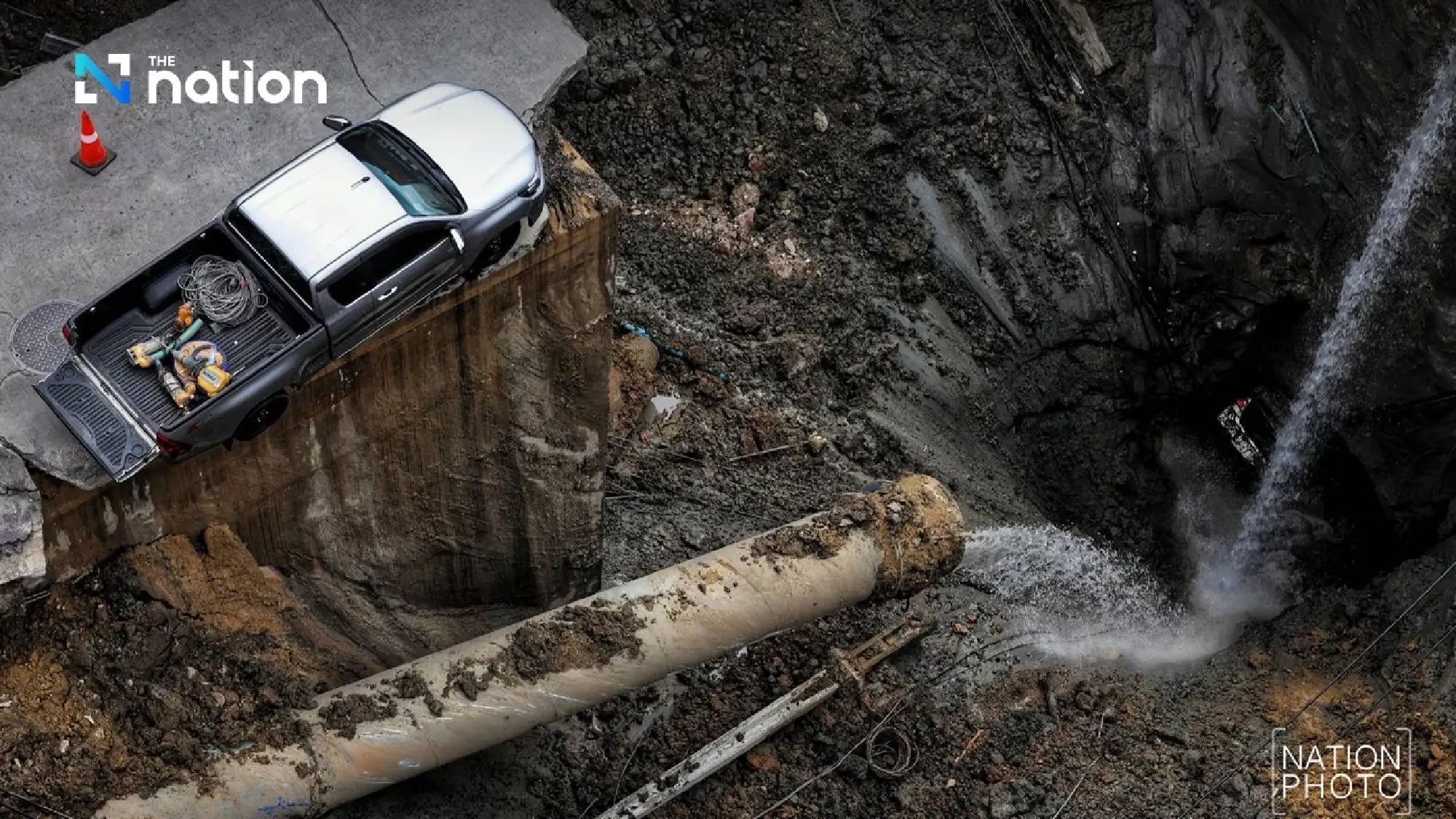 Anutin Orders Investigation into Bangkok Road Collapse