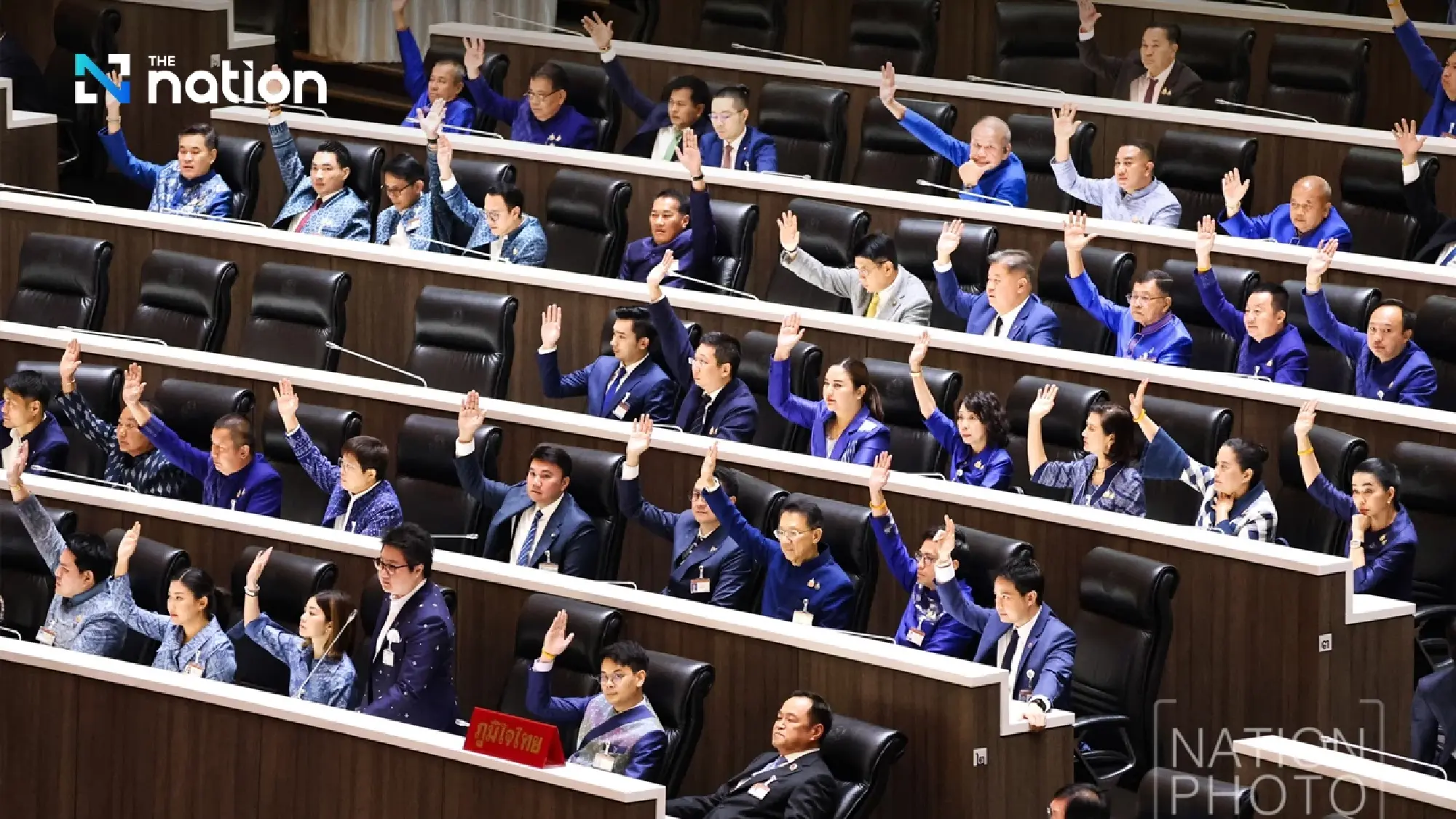 International media watch Thailand’s PM vote as Thaksin flies out of the country