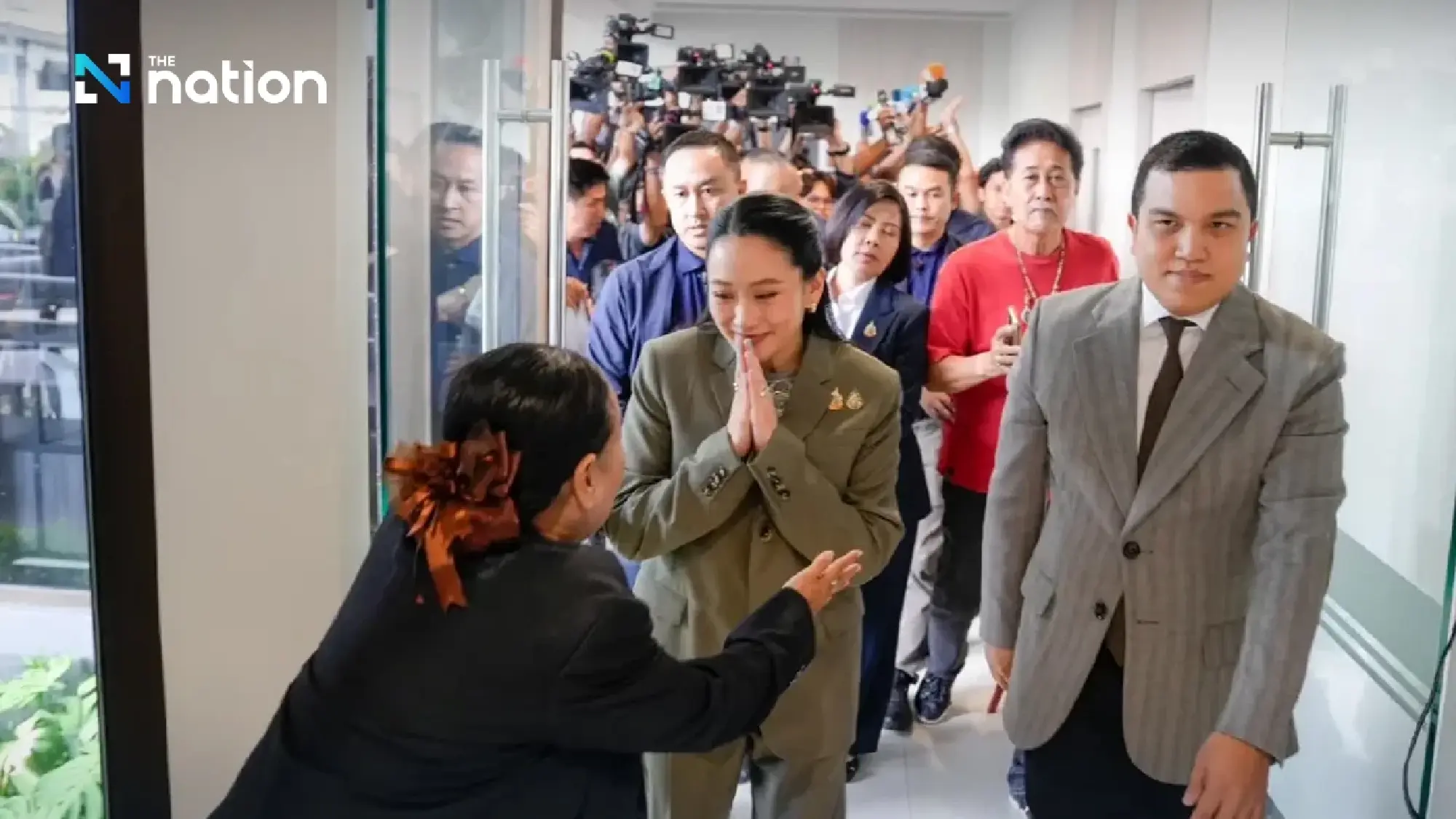 Paetongtarn vows to lead Pheu Thai after Thaksin’s imprisonment