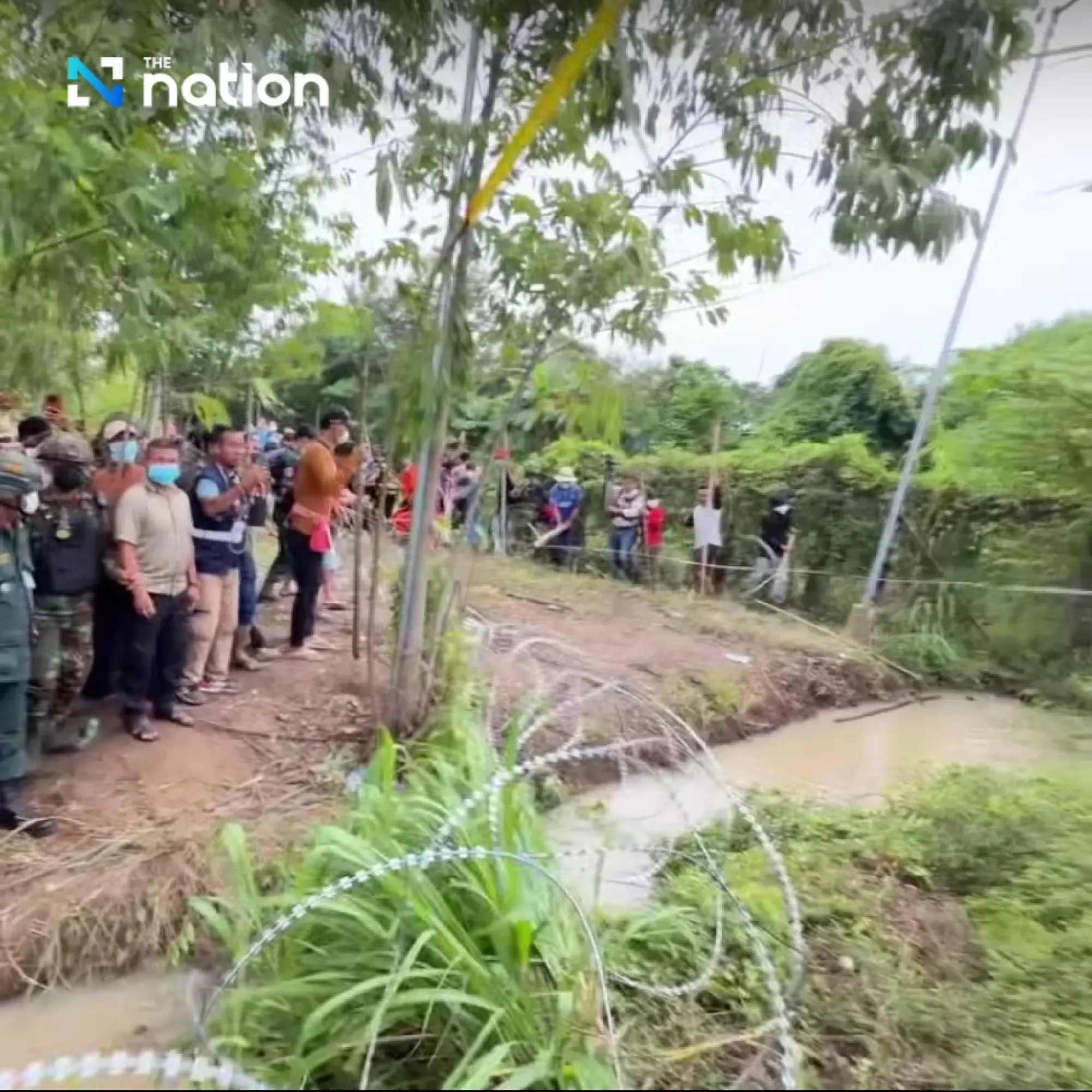 Thai military warns of severe penalties for border breaches, vandalism and theft