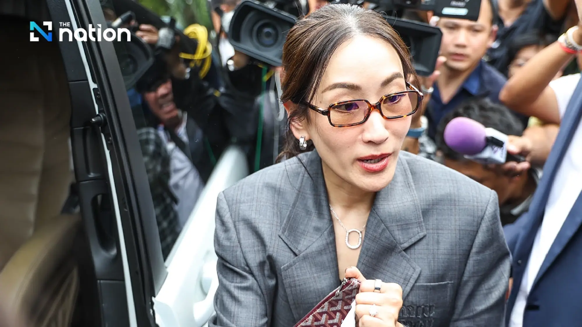 Pintongta voices concern over Thaksin’s health