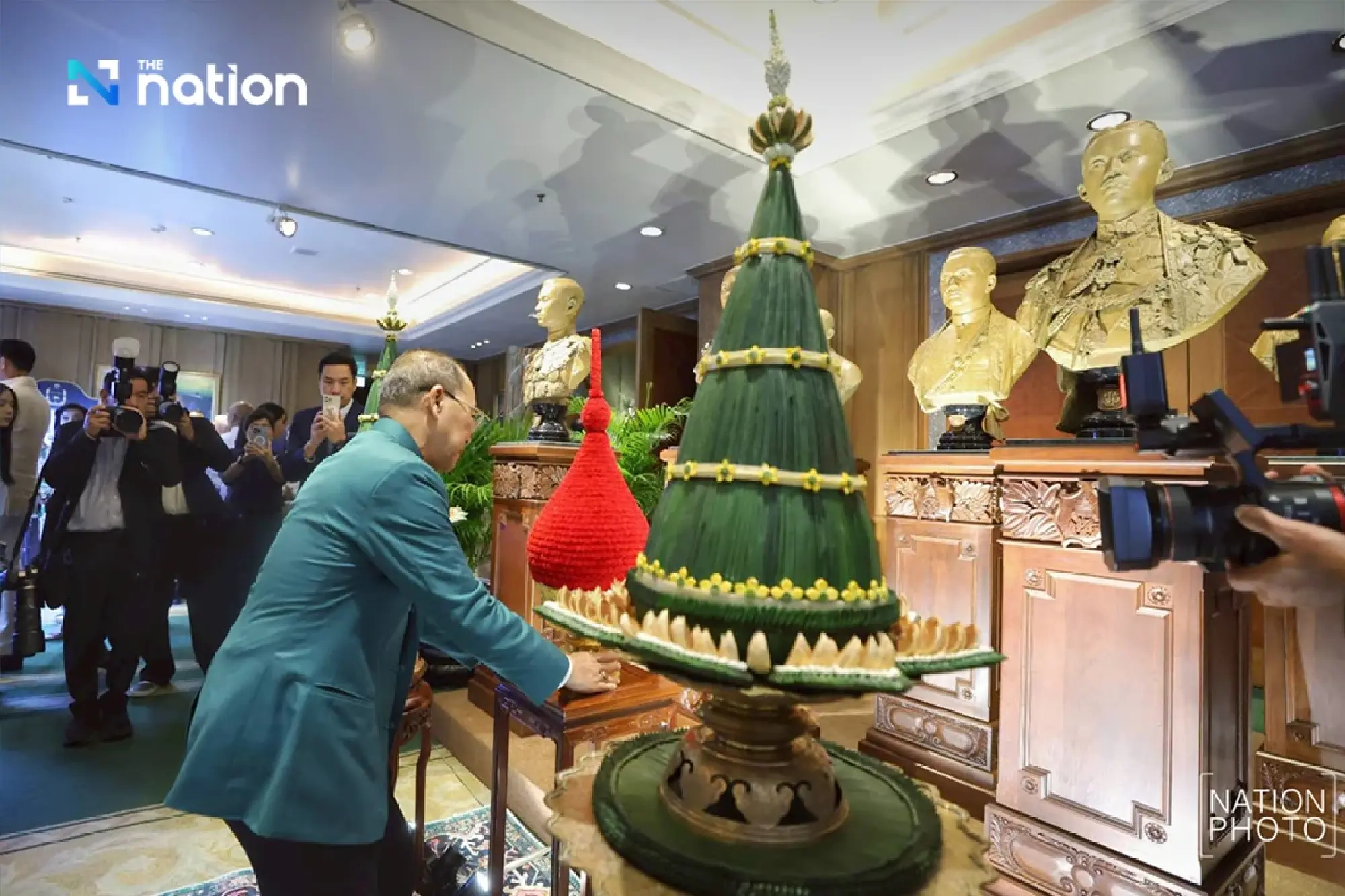 Book on legacy of prominent Bunnag family launched