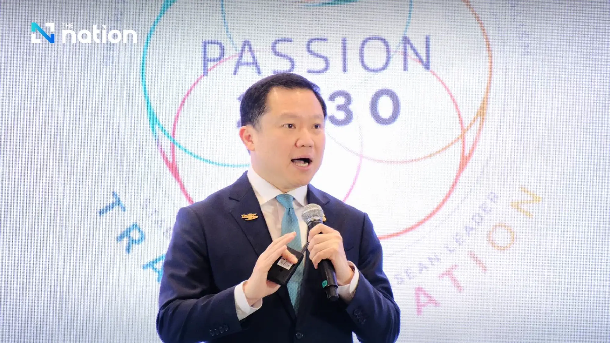  Thapana Sirivadhanabhakdi