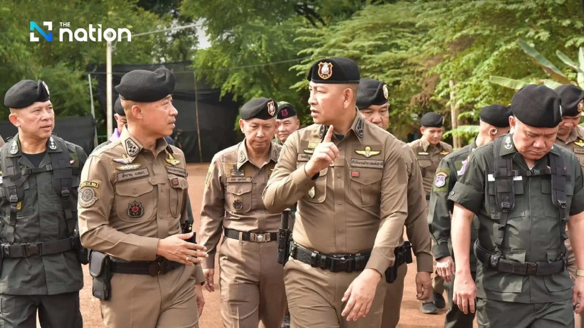 National police chief visits Sa Kaeo, vows support for border defence