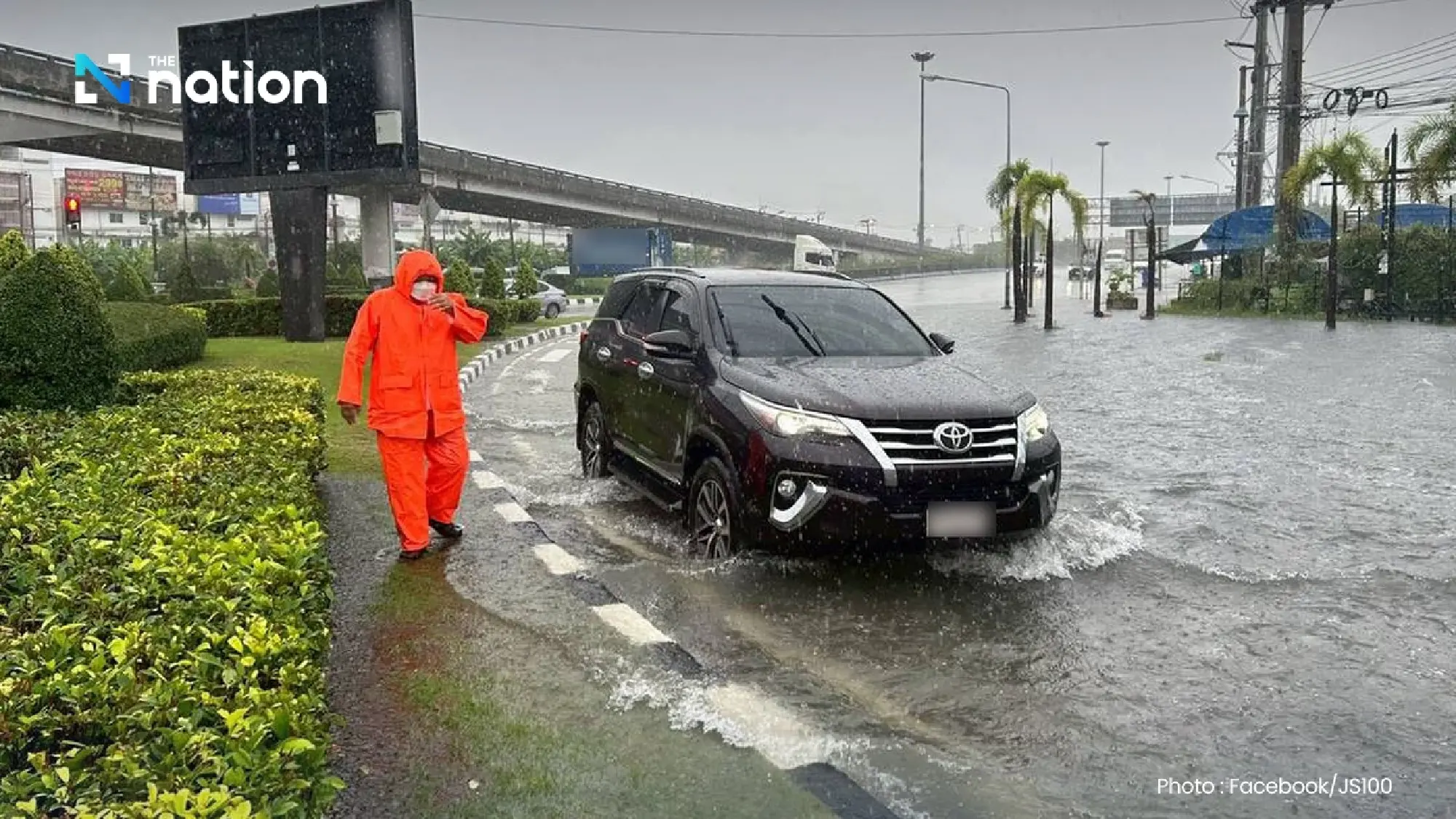 Bangkok hit by floods and traffic chaos as Typhoon Matmo nears Vietnam