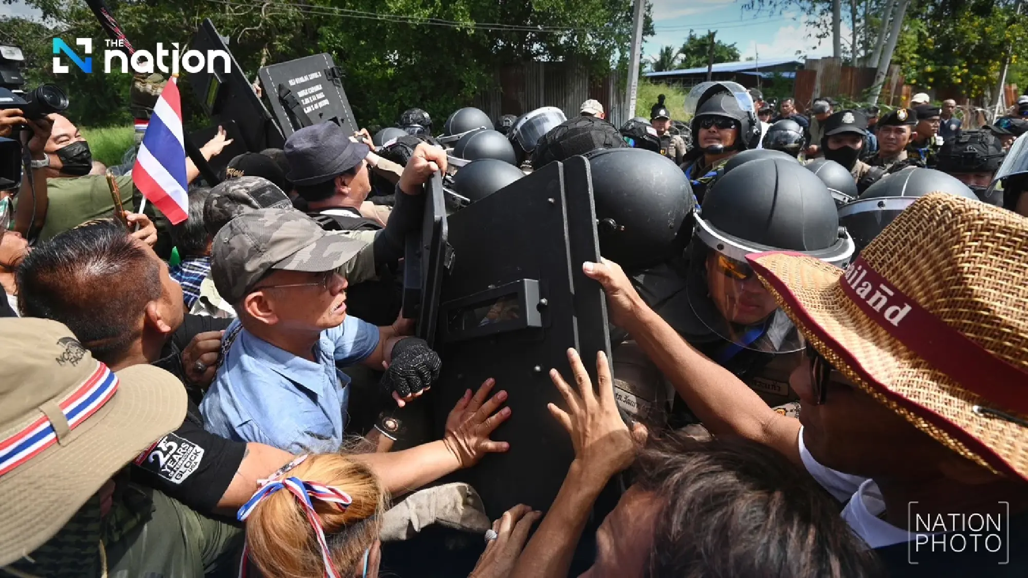 Thai activist leads locals into Ban Nong Chan border zone amid tension