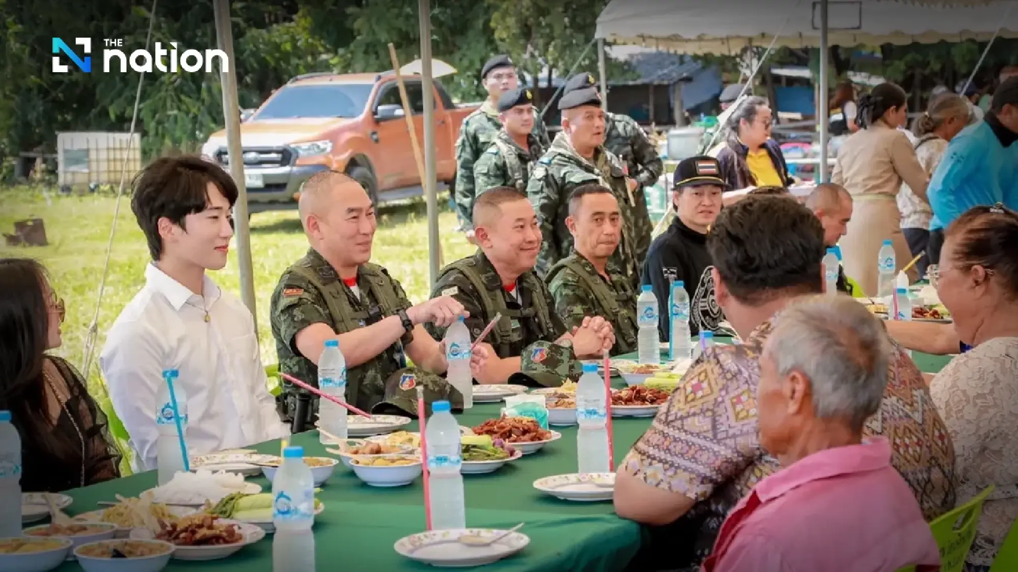 1st Army Region and Sa Kaeo governor clear landmines in Ban Nong Chan