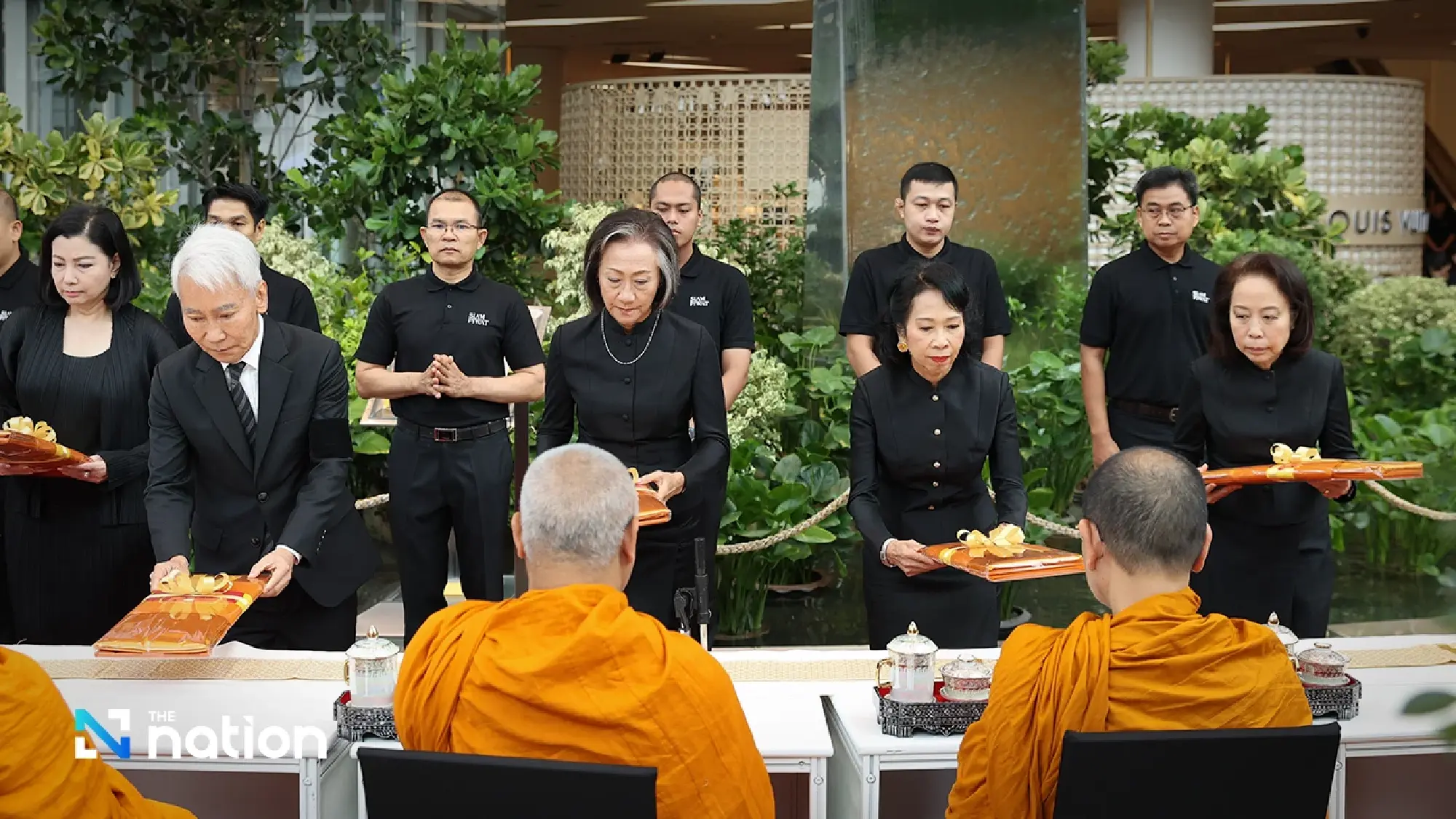 Siam Piwat holds almsgiving ceremony to honour Queen Sirikit The Queen Mother