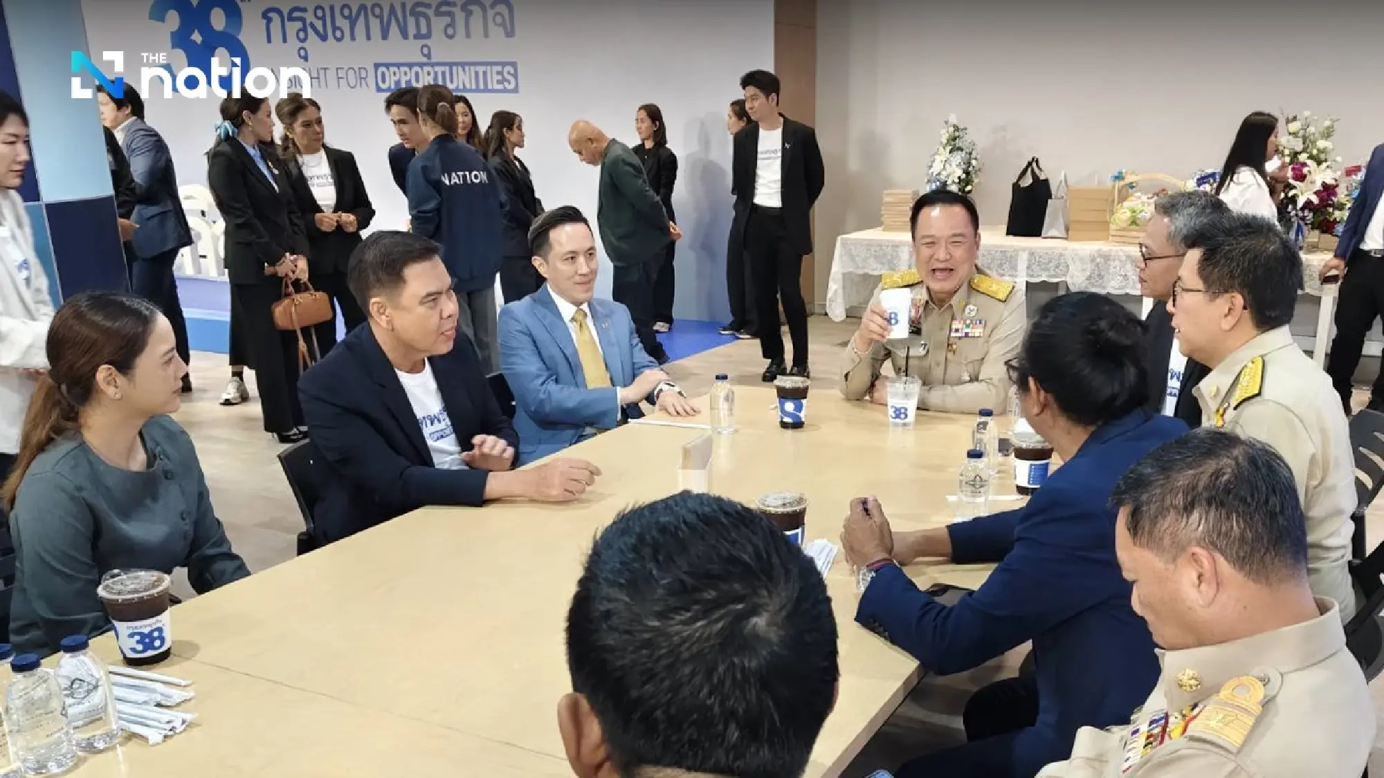 Anutin joins Nation executives to mark 38th anniversary of Krungthep Turakij