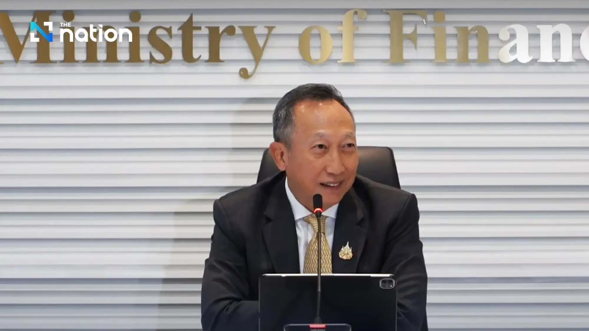 Deputy Finance Minister Vorapak resigns to avoid burdening government, denies links to Cambodian scam network