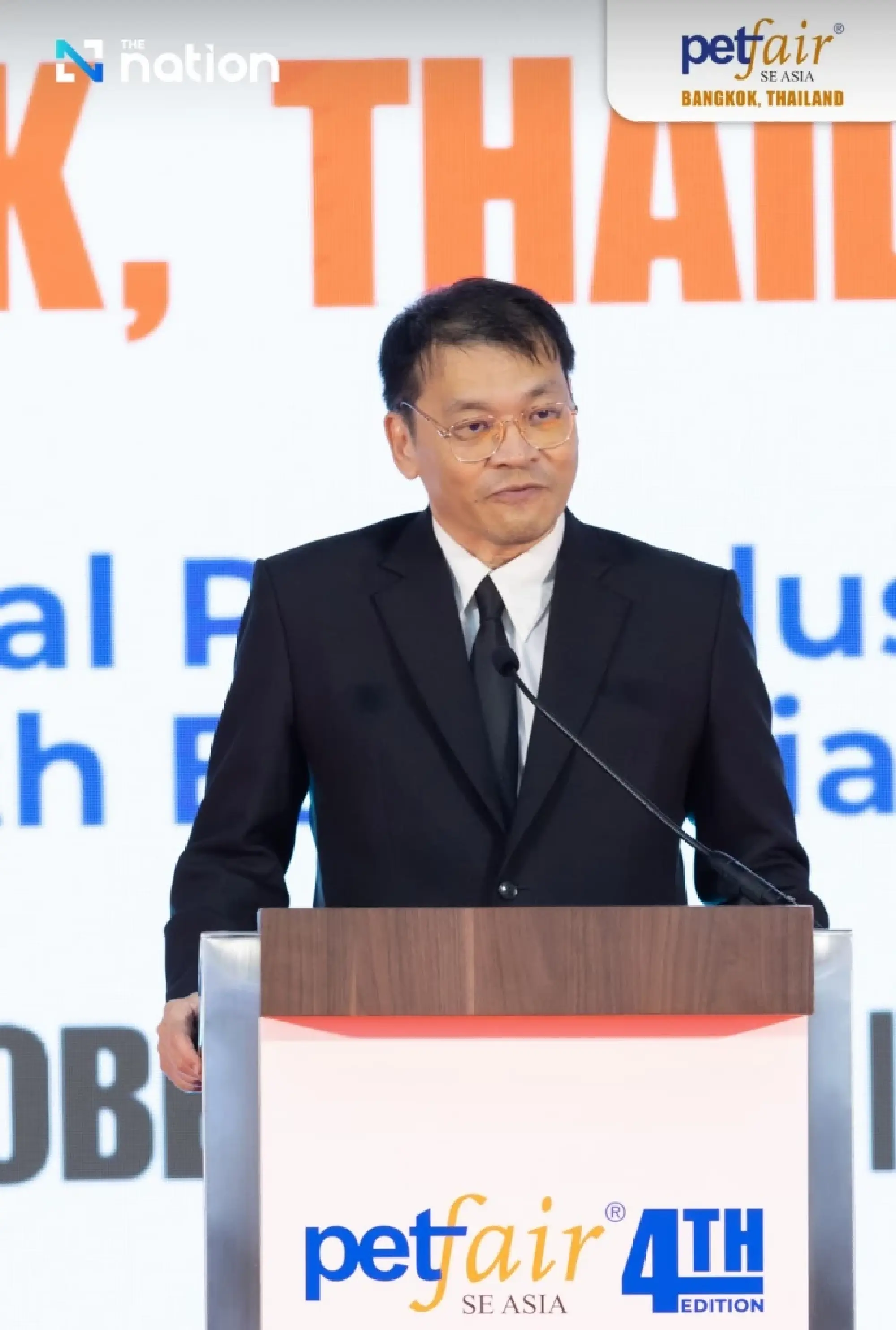 Dr Decha Chatutananant